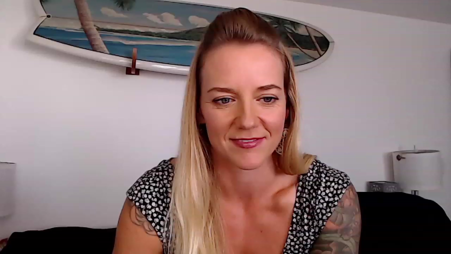 Gallery image thumbnail from Abbie_Hoffman's myfreecams stream on, 12/22/2022, 02:34 image 10 of 20