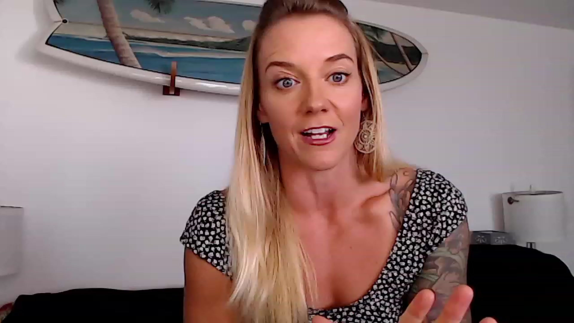 Gallery image thumbnail from Abbie_Hoffman's myfreecams stream on, 12/22/2022, 02:34 image 3 of 20