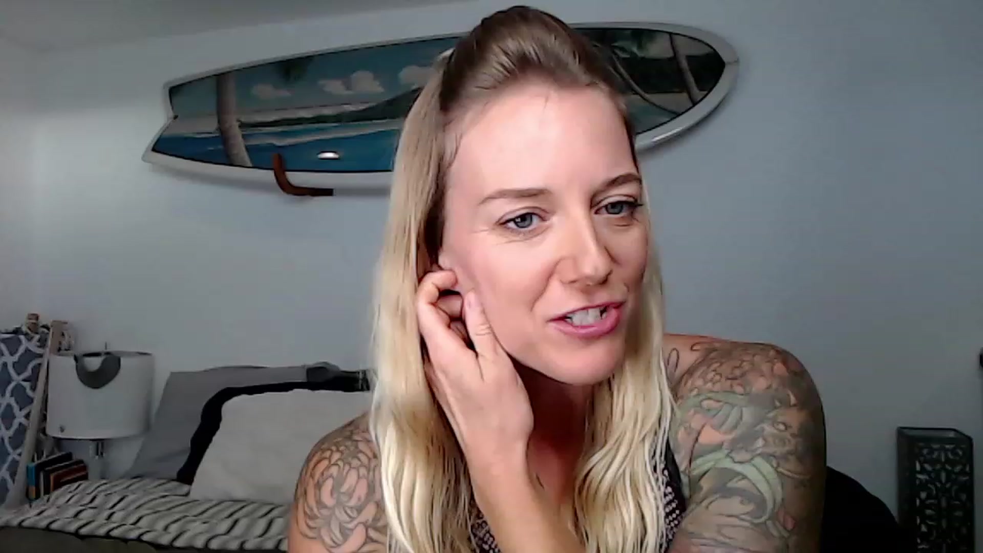 Gallery image thumbnail from Abbie_Hoffman's myfreecams stream on, 01/03/2023, 03:13 image 1 of 20