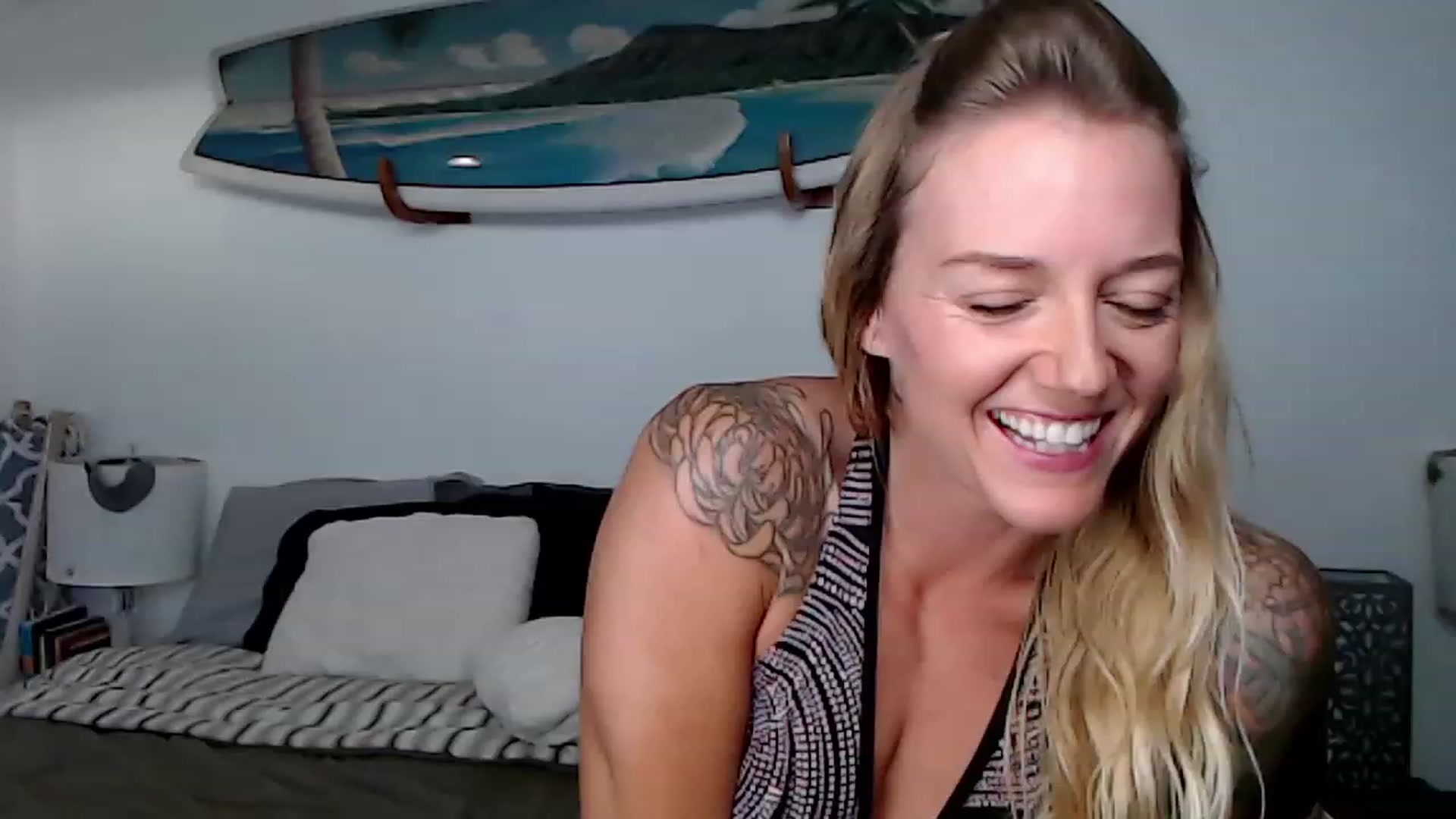 Gallery image thumbnail from Abbie_Hoffman's myfreecams stream on, 01/03/2023, 03:13 image 16 of 20