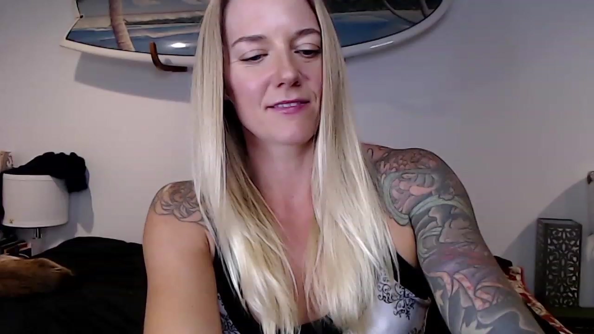 Gallery image thumbnail from Abbie_Hoffman's myfreecams stream on, 01/05/2023, 05:24 image 19 of 20