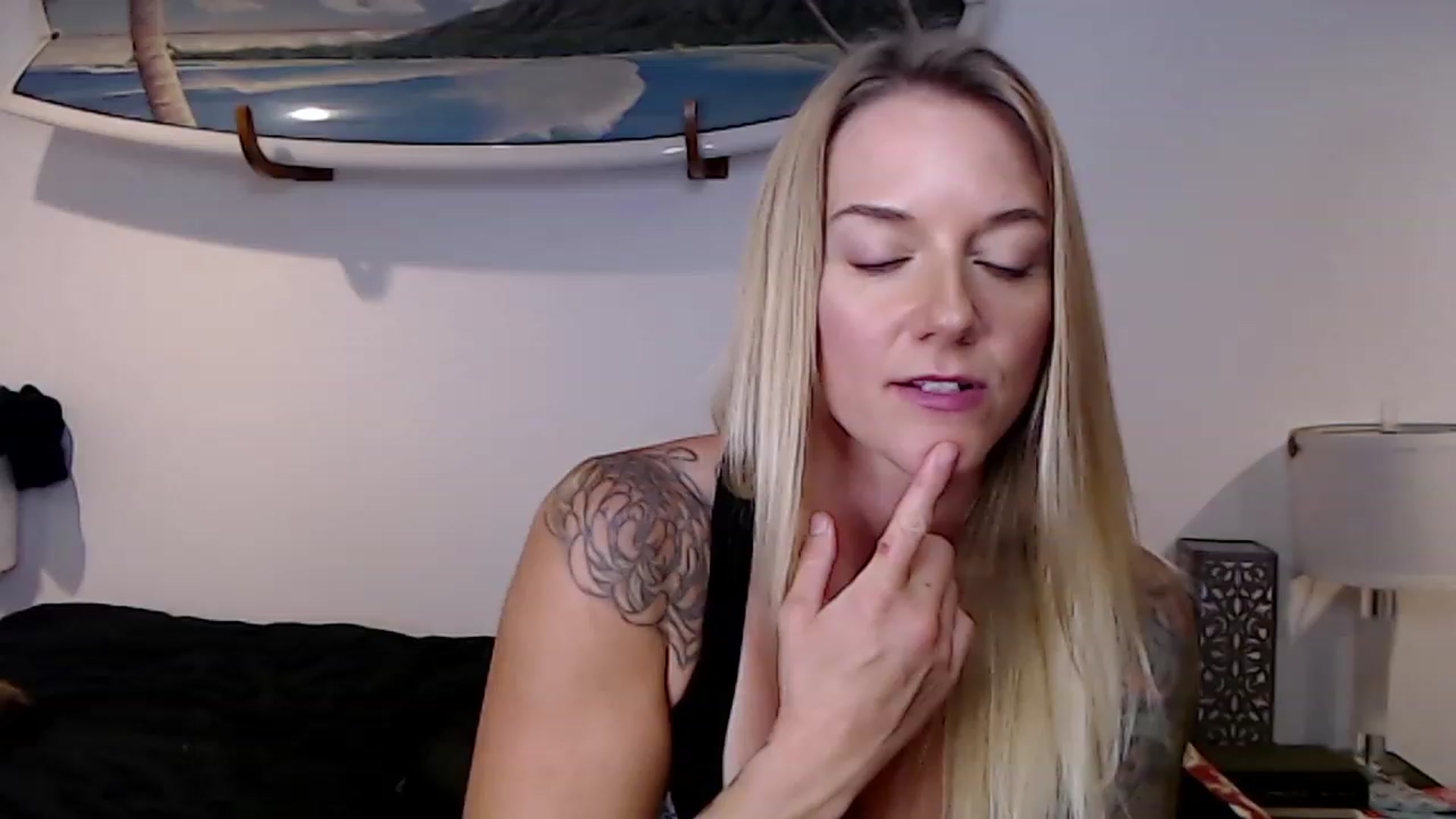 Gallery image thumbnail from Abbie_Hoffman's myfreecams stream on, 01/05/2023, 05:24 image 14 of 20
