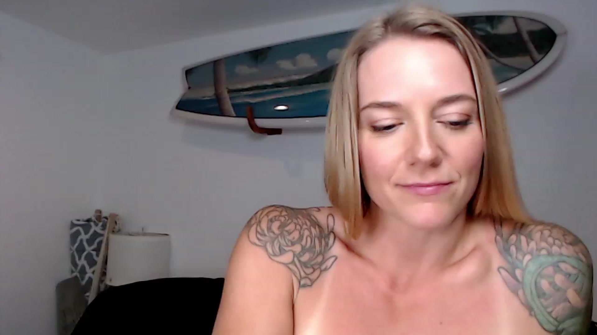 Gallery image thumbnail from Abbie_Hoffman's myfreecams stream on, 02/05/2023, 05:38 image 10 of 20