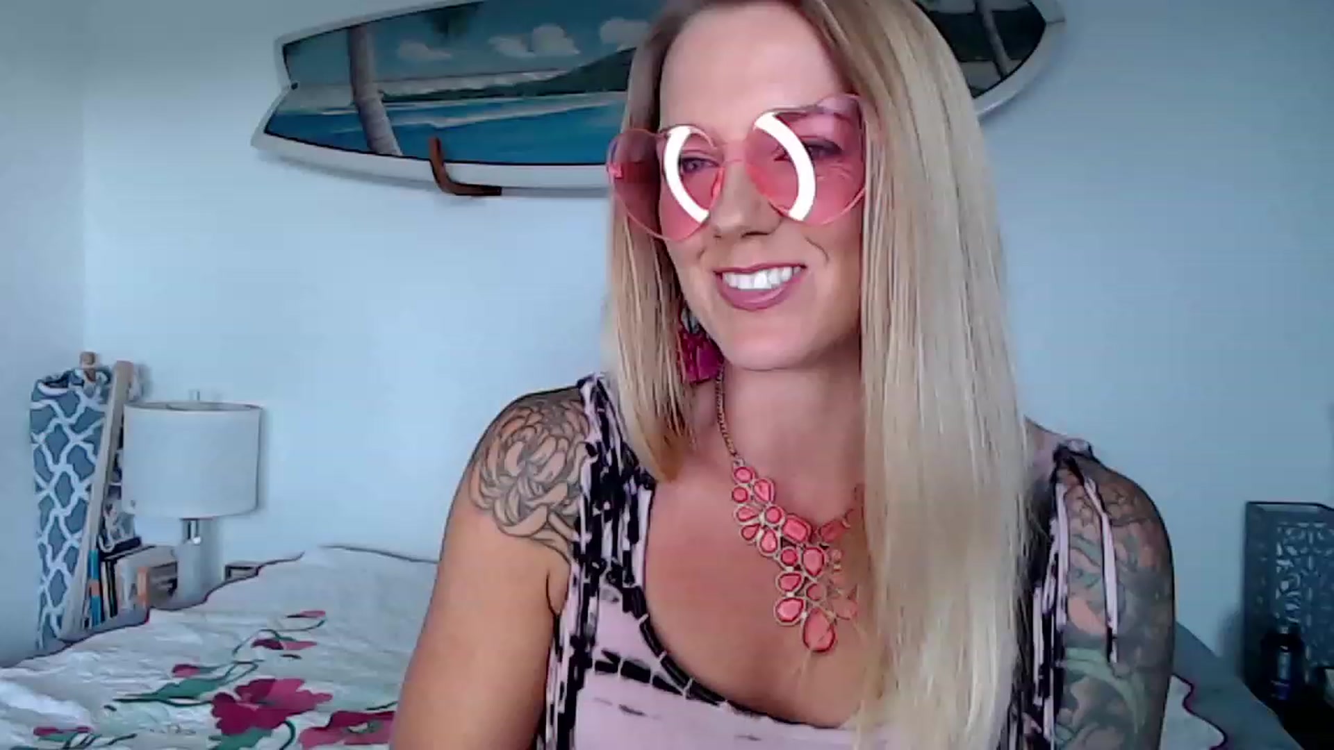 Gallery image thumbnail from Abbie_Hoffman's myfreecams stream on, 02/15/2023, 02:47 image 9 of 20