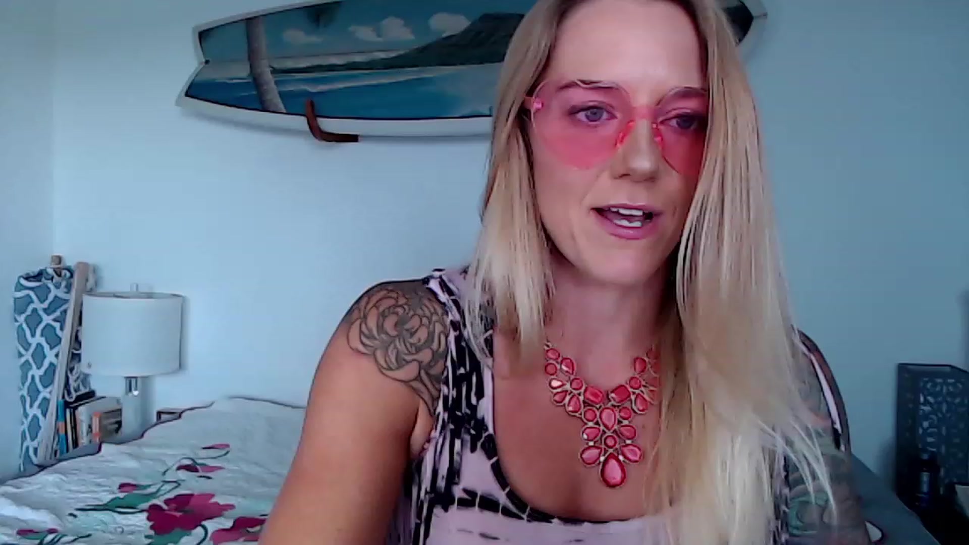 Gallery image thumbnail from Abbie_Hoffman's myfreecams stream on, 02/15/2023, 02:47 image 14 of 20