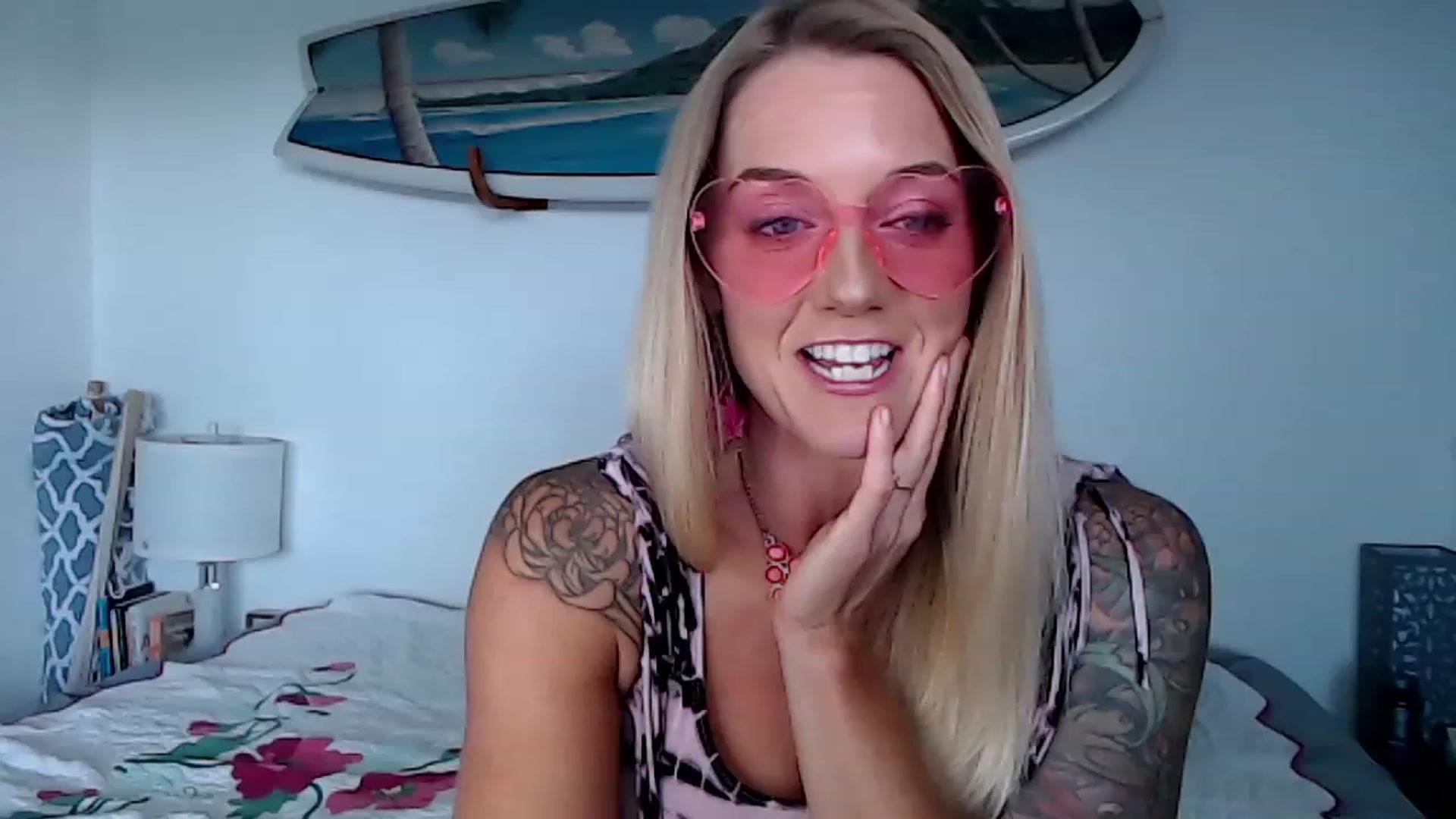 Gallery image thumbnail from Abbie_Hoffman's myfreecams stream on, 02/15/2023, 02:47 image 10 of 20