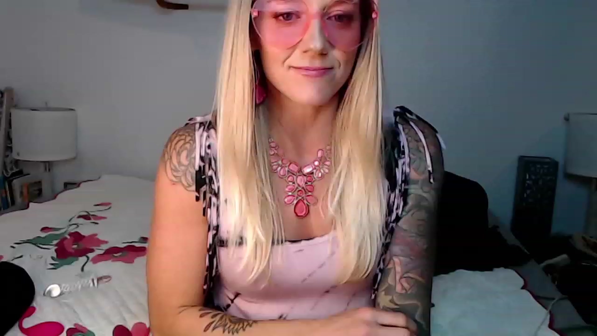 Gallery image thumbnail from Abbie_Hoffman's myfreecams stream on, 02/15/2023, 05:48 image 11 of 20