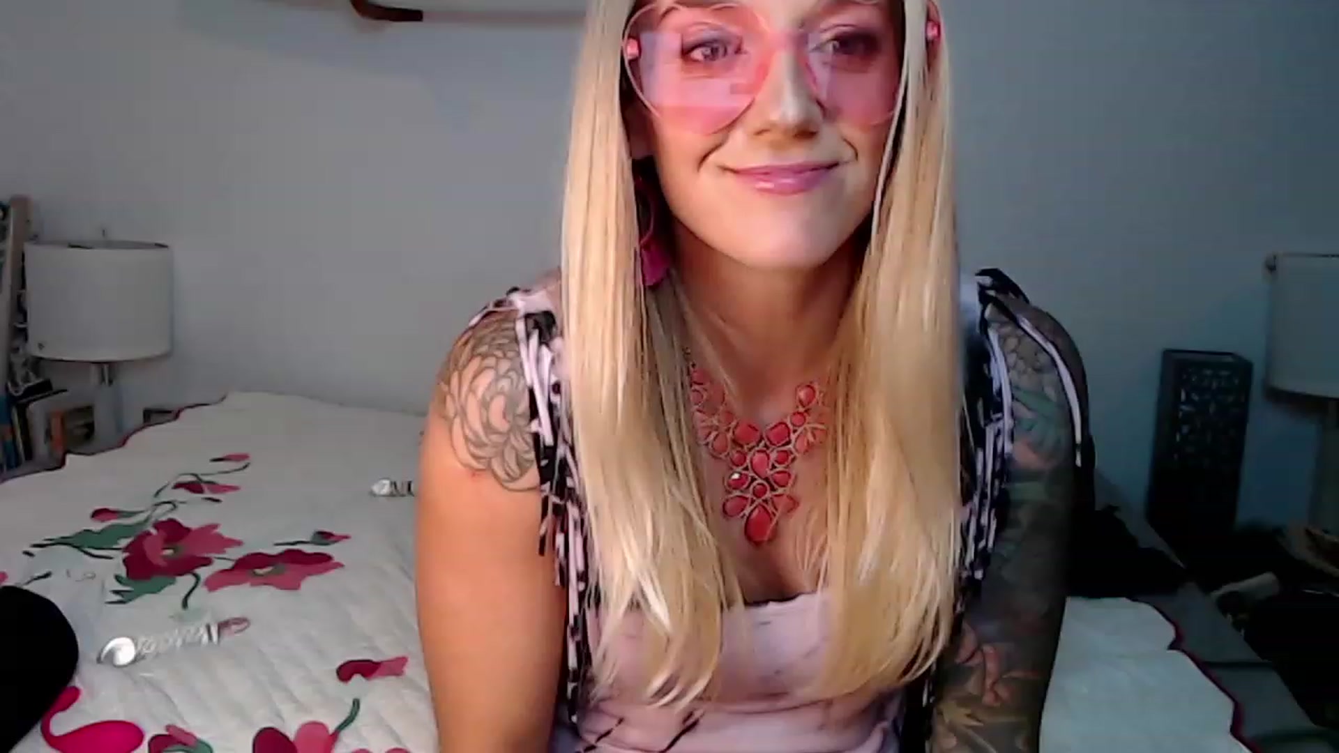 Gallery image thumbnail from Abbie_Hoffman's myfreecams stream on, 02/15/2023, 05:48 image 14 of 20