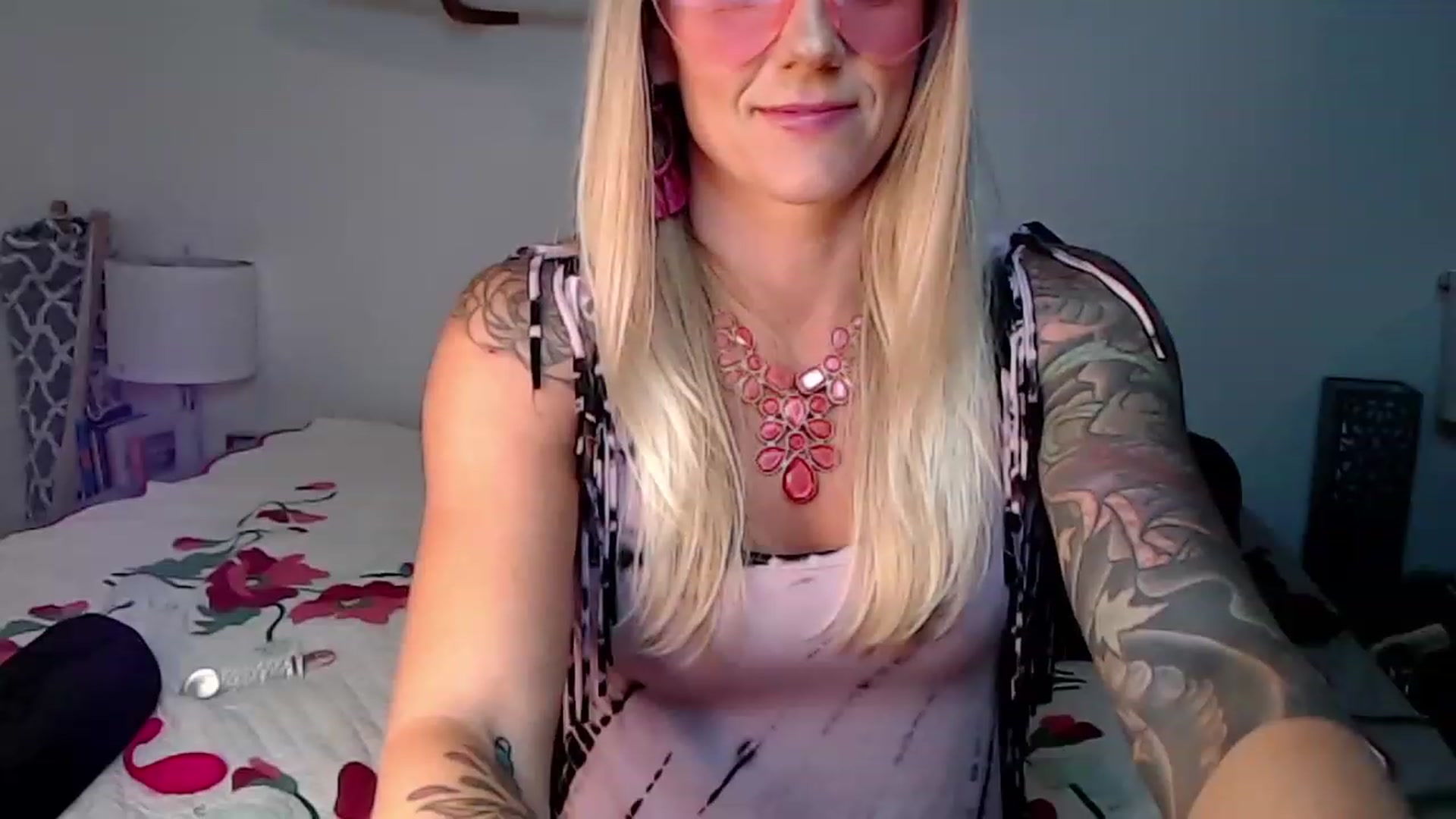 Gallery image thumbnail from Abbie_Hoffman's myfreecams stream on, 02/15/2023, 05:48 image 20 of 20