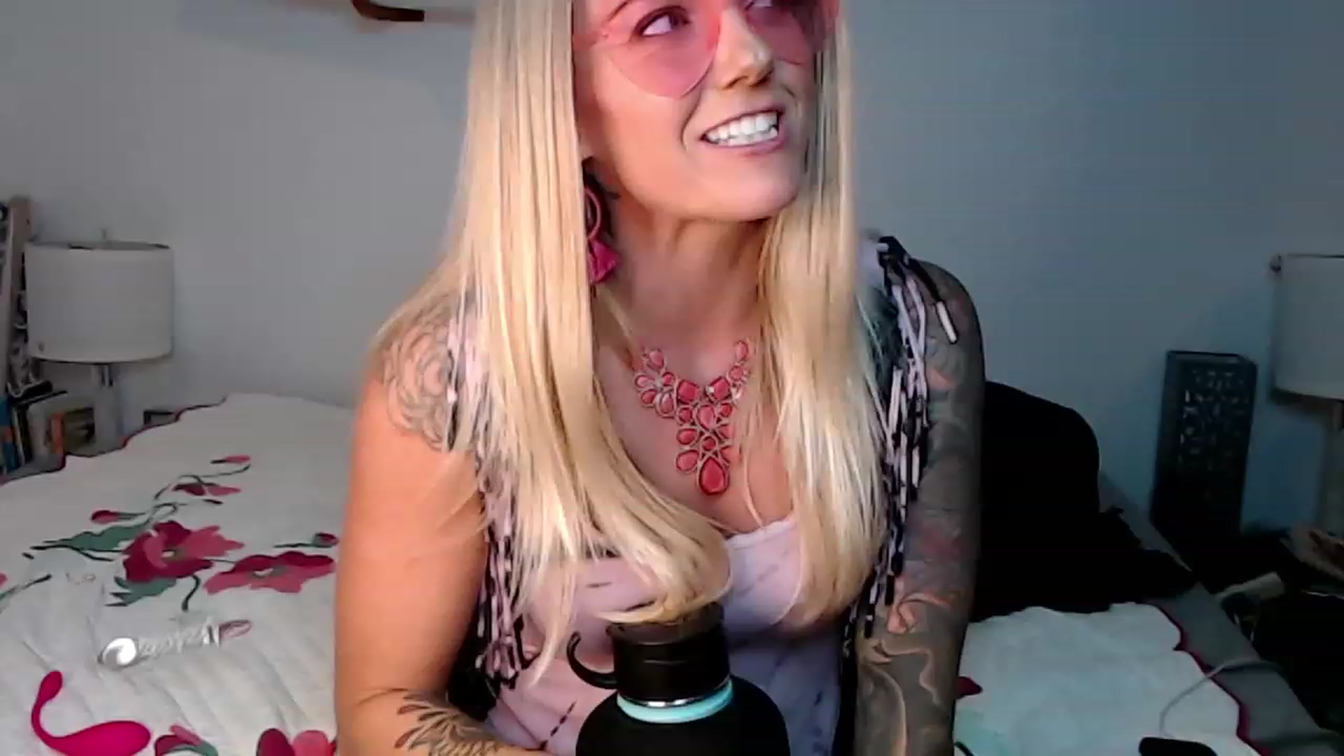 Gallery image thumbnail from Abbie_Hoffman's myfreecams stream on, 02/15/2023, 05:48 image 8 of 20