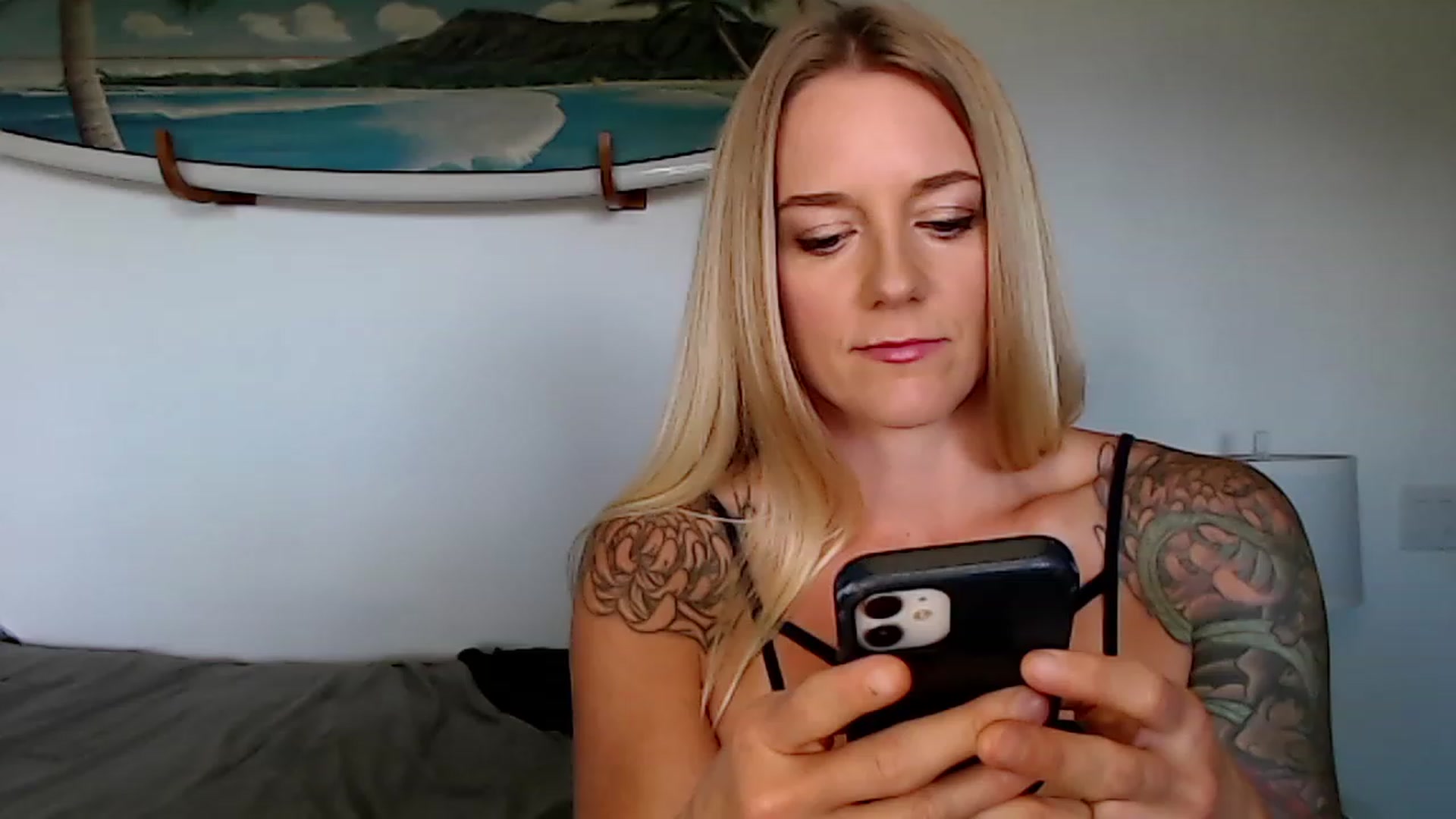 Gallery image thumbnail from Abbie_Hoffman's myfreecams stream on, 03/01/2023, 01:12 image 6 of 20