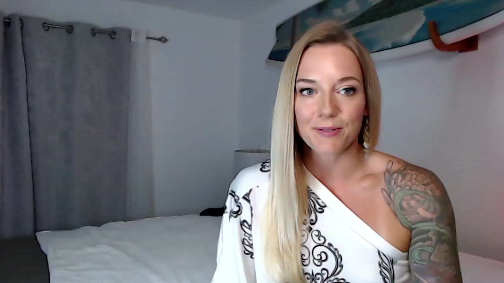 Gallery image thumbnail from Abbie_Hoffman's myfreecams stream on, 03/22/2023, 05:48 image 6 of 20