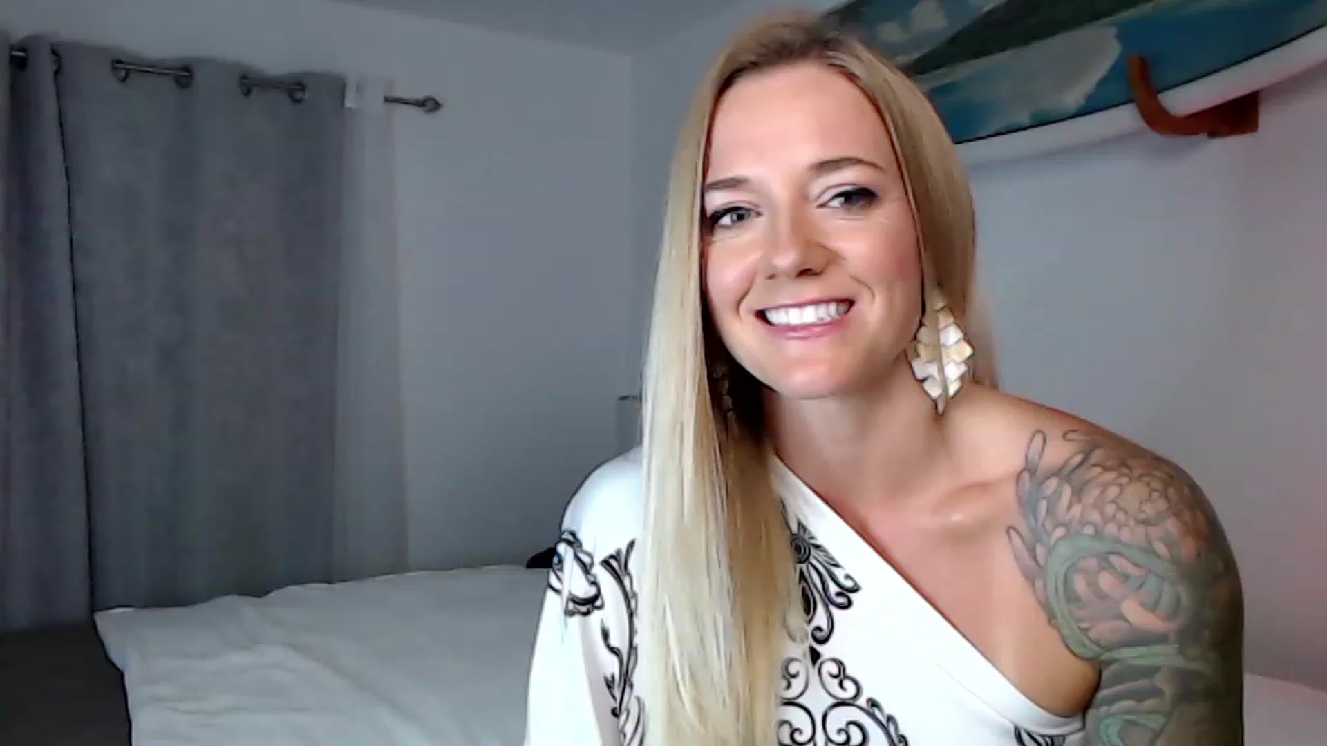 Gallery image thumbnail from Abbie_Hoffman's myfreecams stream on, 03/22/2023, 05:48 image 2 of 20