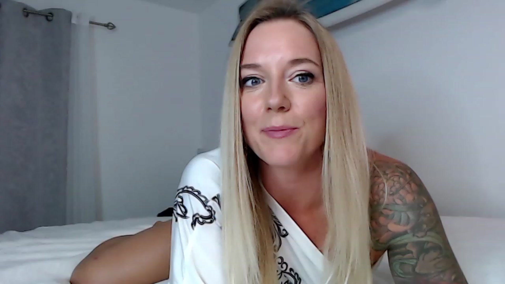 Gallery image thumbnail from Abbie_Hoffman's myfreecams stream on, 03/22/2023, 05:48 image 17 of 20