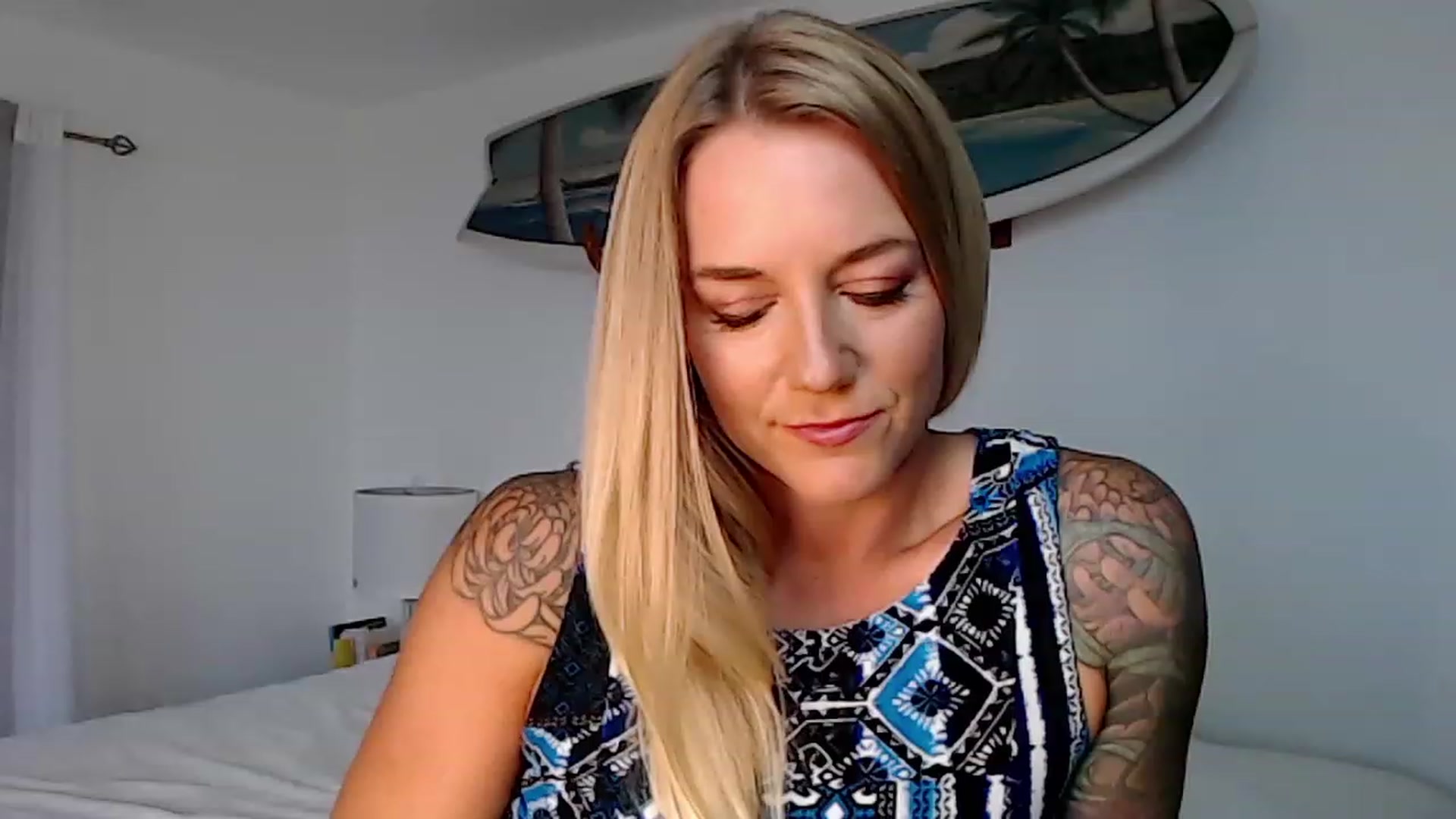 Gallery image thumbnail from Abbie_Hoffman's myfreecams stream on, 03/24/2023, 02:10 image 18 of 20