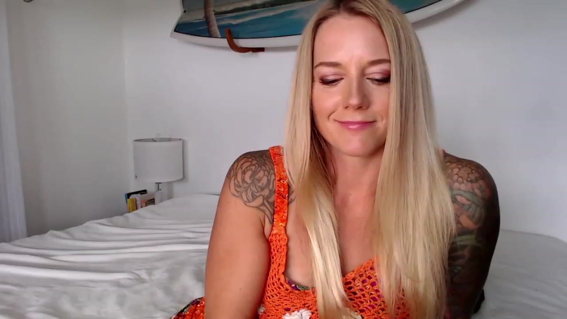 Gallery image thumbnail from Abbie_Hoffman's myfreecams stream on, 03/25/2023, 01:19 image 18 of 20