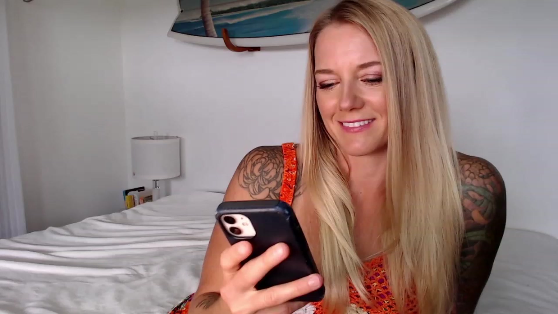 Gallery image thumbnail from Abbie_Hoffman's myfreecams stream on, 03/25/2023, 01:19 image 19 of 20