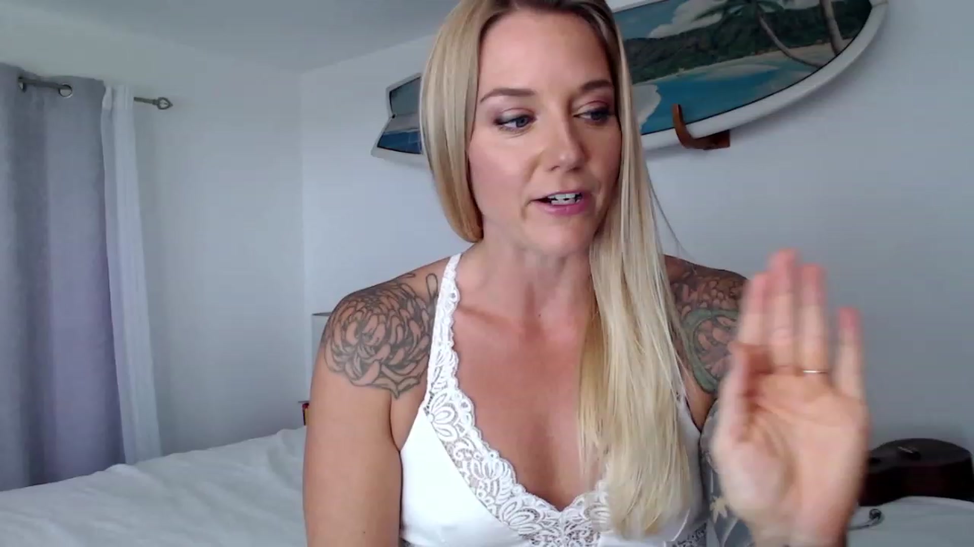 Gallery image thumbnail from Abbie_Hoffman's myfreecams stream on, 03/28/2023, 02:24 image 16 of 20
