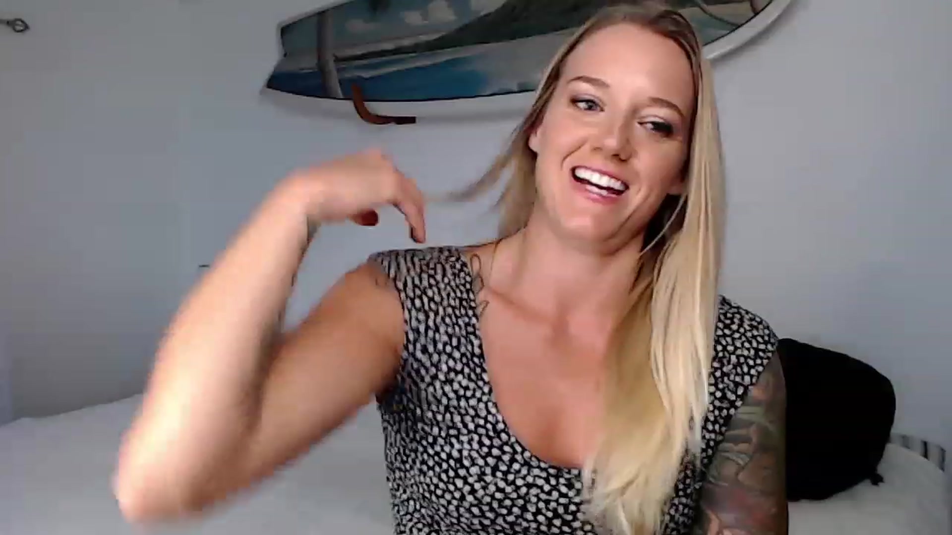 Gallery image thumbnail from Abbie_Hoffman's myfreecams stream on, 04/26/2023, 01:45 image 12 of 20