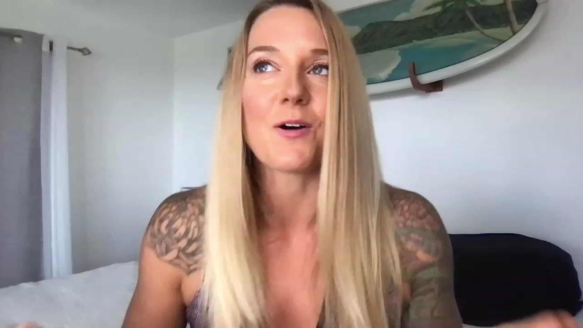 Gallery image thumbnail from Abbie_Hoffman's myfreecams stream on, 04/27/2023, 24:10 image 19 of 20