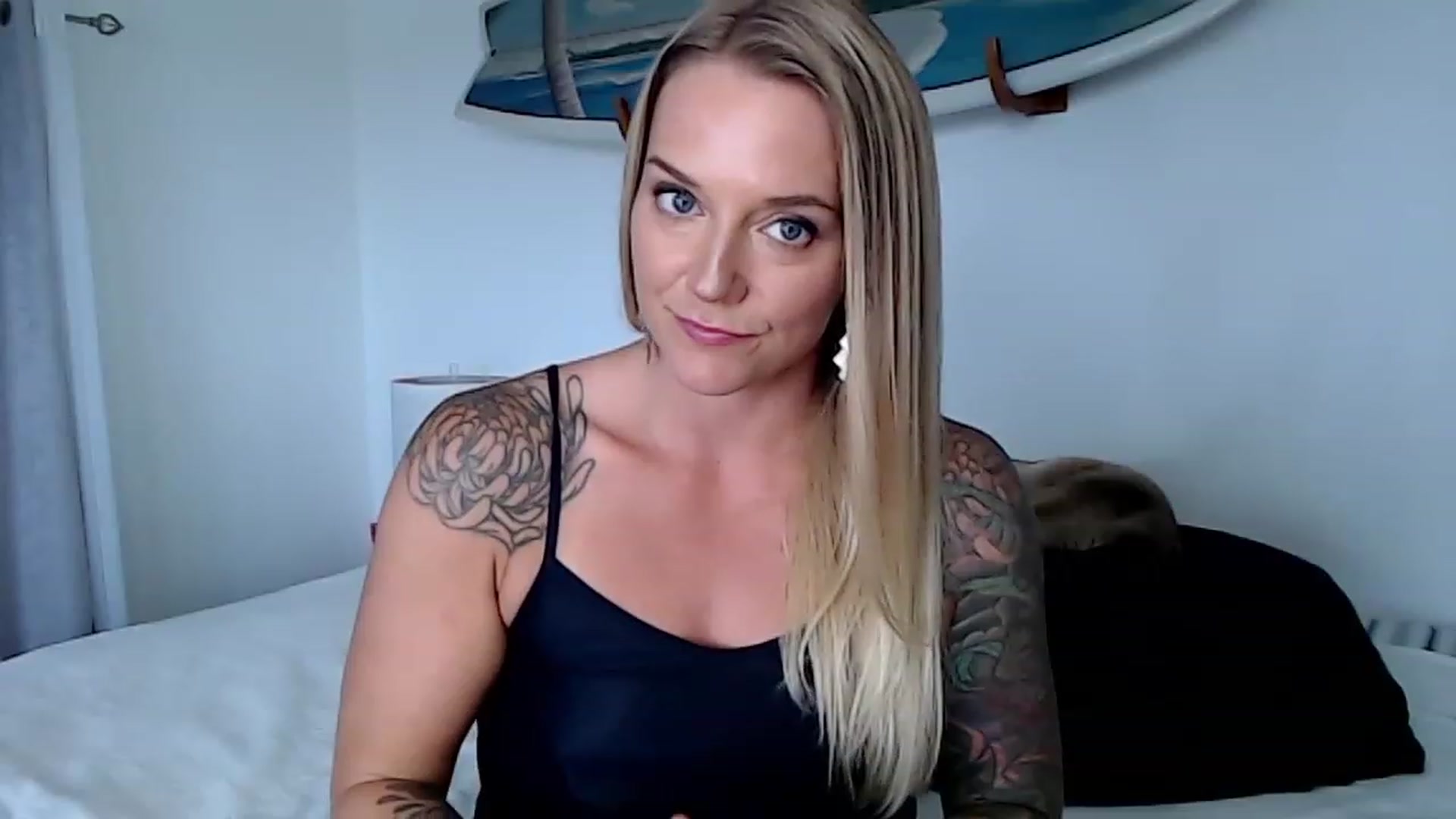 Gallery image thumbnail from Abbie_Hoffman's myfreecams stream on, 05/31/2023, 02:10 image 14 of 20