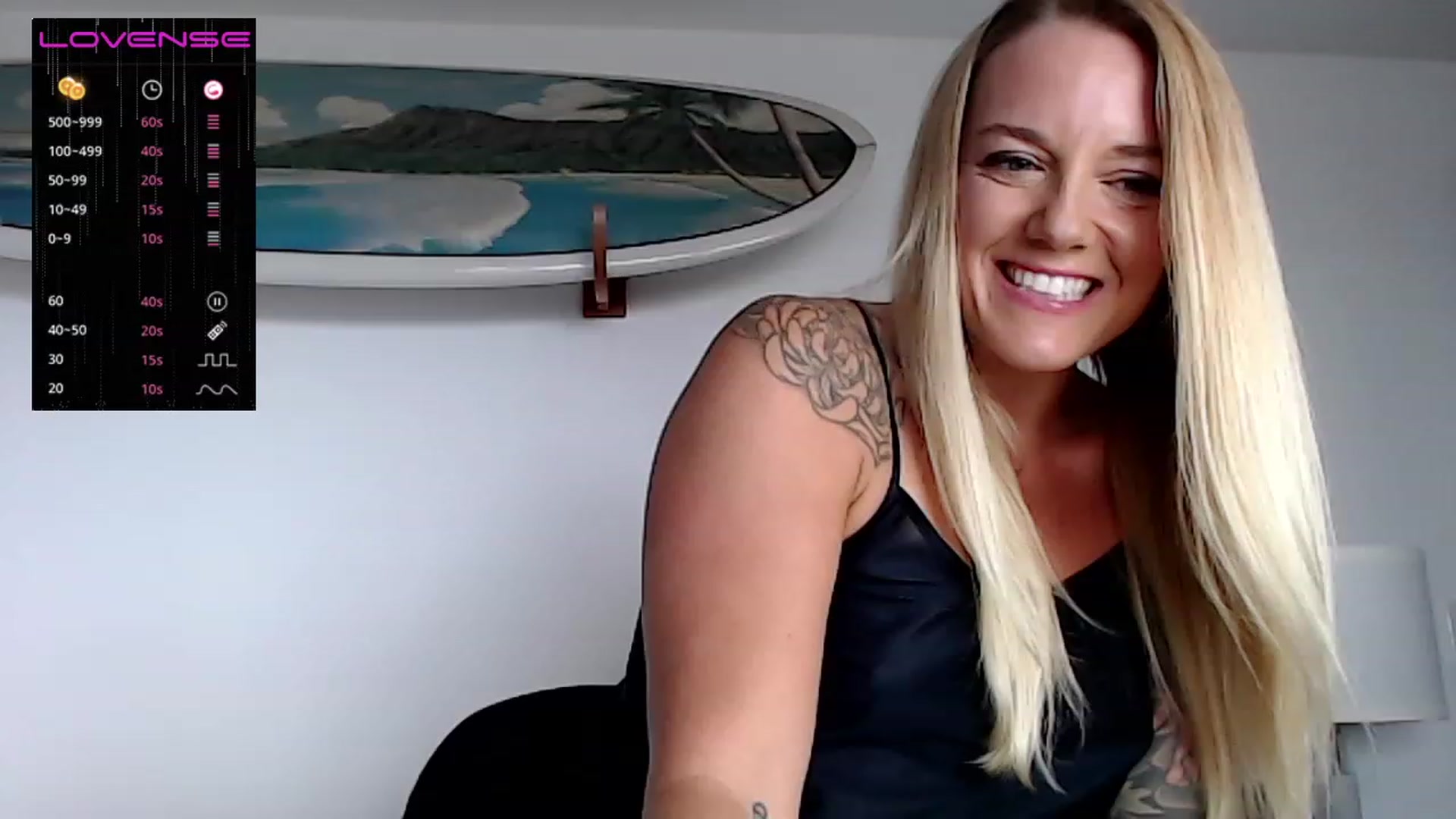Gallery image thumbnail from Abbie_Hoffman's myfreecams stream on, 06/08/2023, 03:06 image 1 of 20