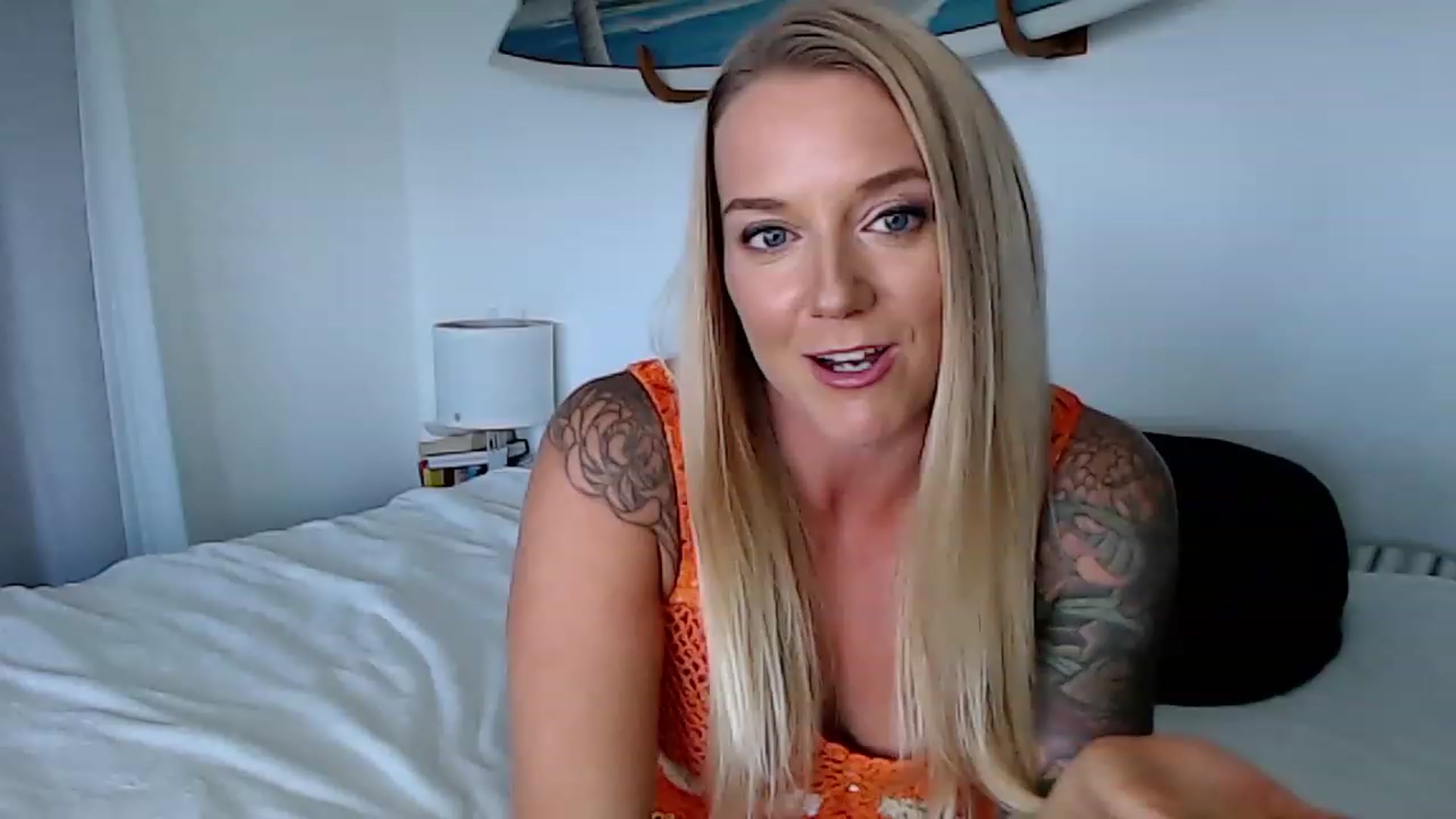 Gallery image thumbnail from Abbie_Hoffman's myfreecams stream on, 06/09/2023, 03:02 image 10 of 20