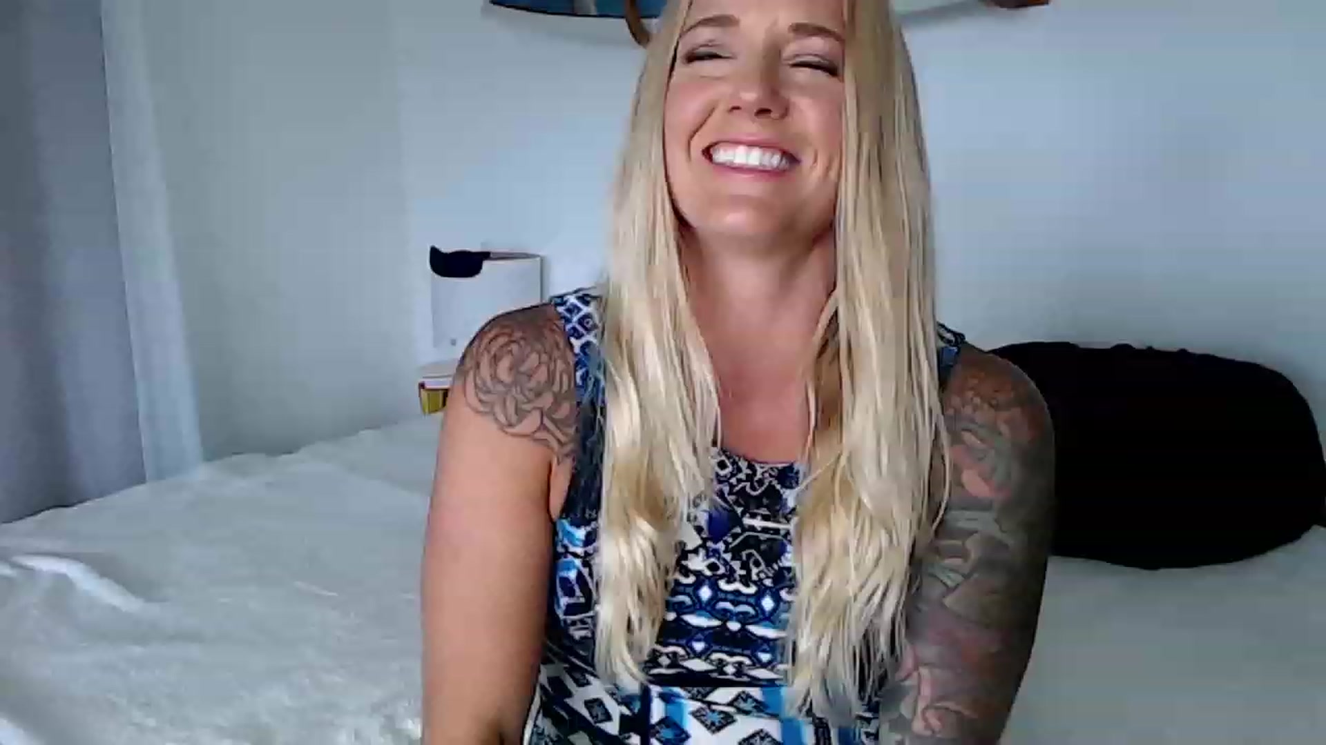 Gallery image thumbnail from Abbie_Hoffman's myfreecams stream on, 06/14/2023, 02:37 image 9 of 20