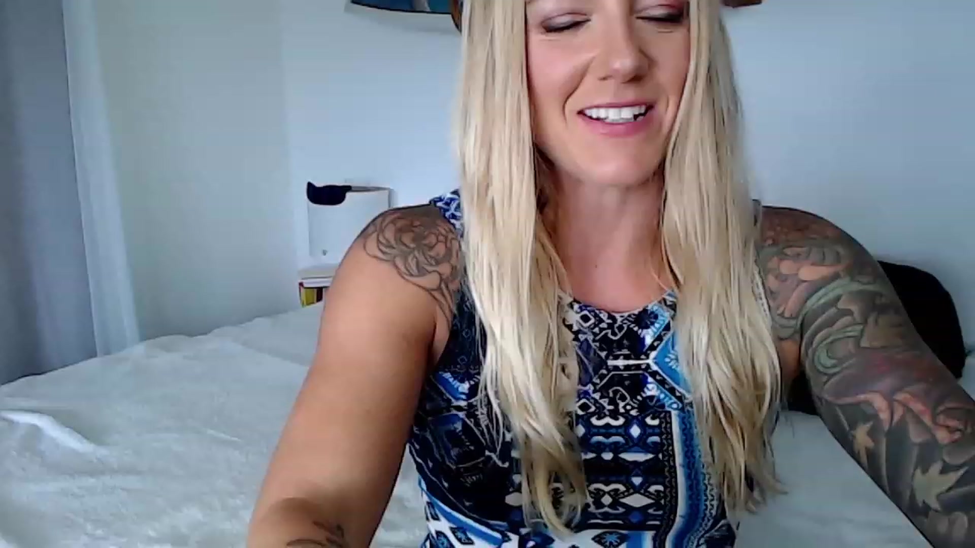 Gallery image thumbnail from Abbie_Hoffman's myfreecams stream on, 06/14/2023, 02:37 image 5 of 20
