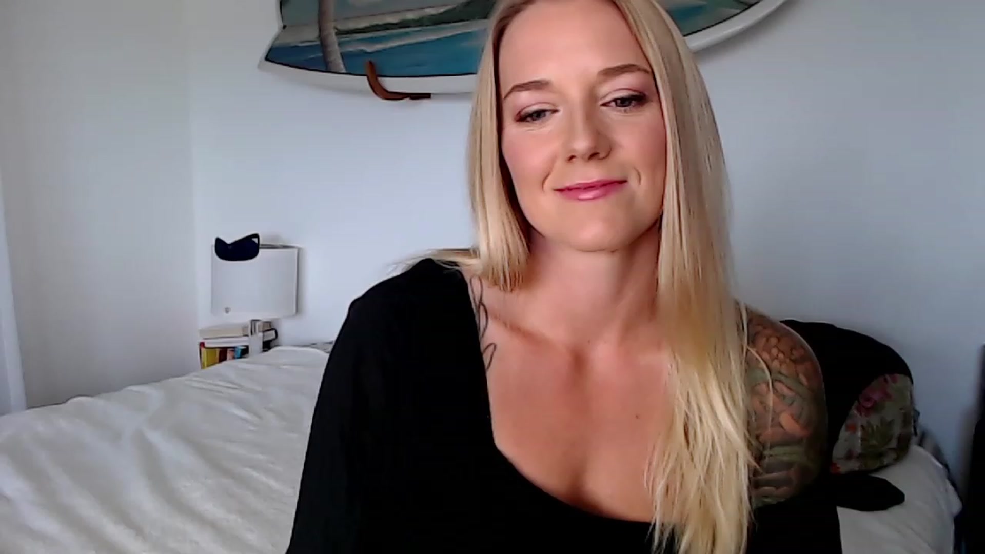 Gallery image thumbnail from Abbie_Hoffman's myfreecams stream on, 06/17/2023, 01:13 image 2 of 20