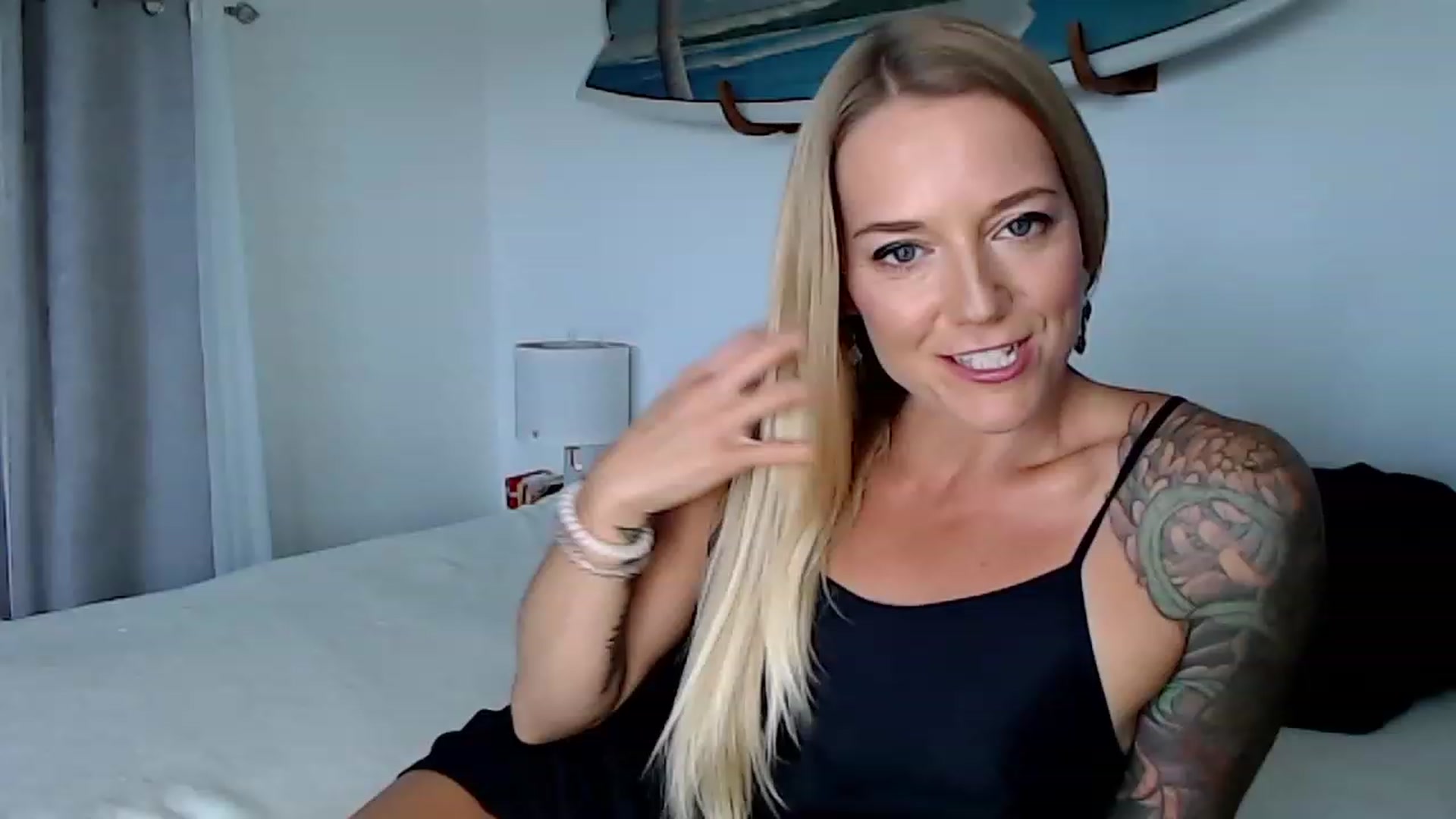 Gallery image thumbnail from Abbie_Hoffman's myfreecams stream on, 07/26/2023, 01:31 image 13 of 20