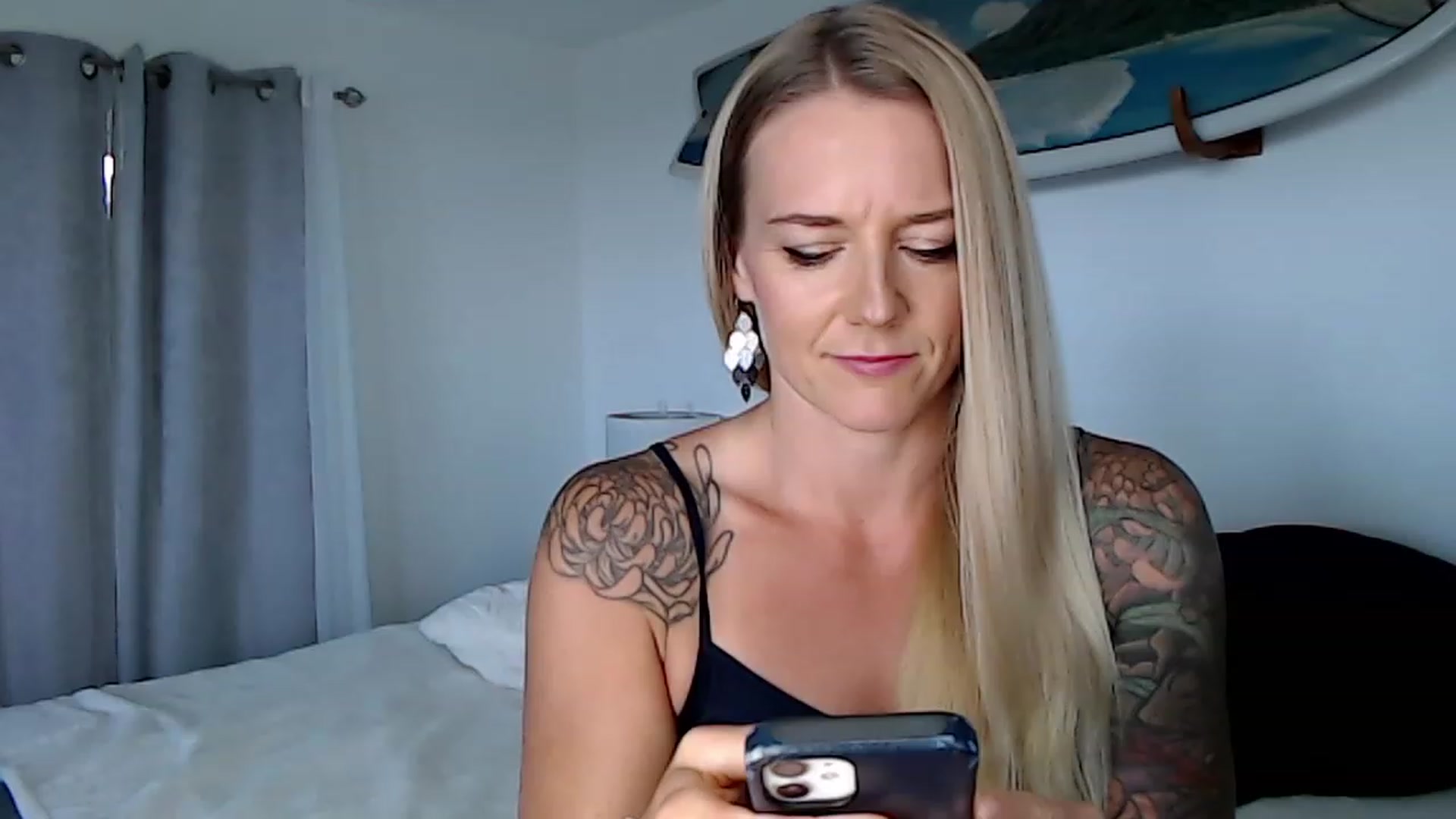 Gallery image thumbnail from Abbie_Hoffman's myfreecams stream on, 07/26/2023, 03:31 image 7 of 20
