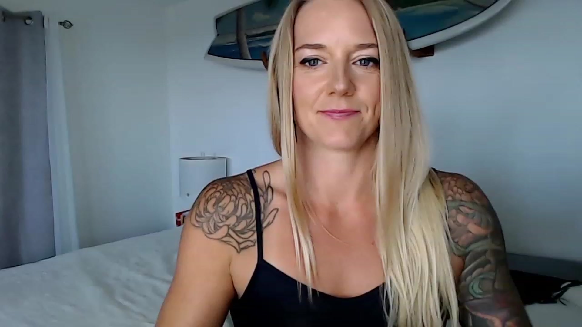 Gallery image thumbnail from Abbie_Hoffman's myfreecams stream on, 07/26/2023, 03:31 image 1 of 20