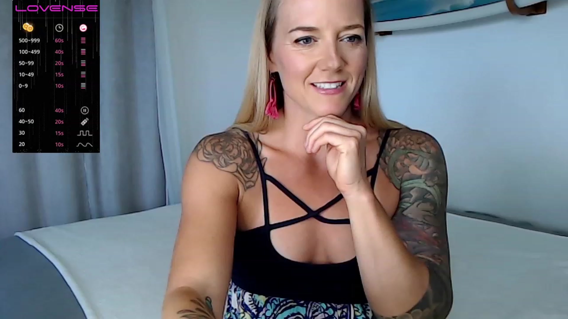 Gallery image thumbnail from Abbie_Hoffman's myfreecams stream on, 07/28/2023, 24:52 image 15 of 20