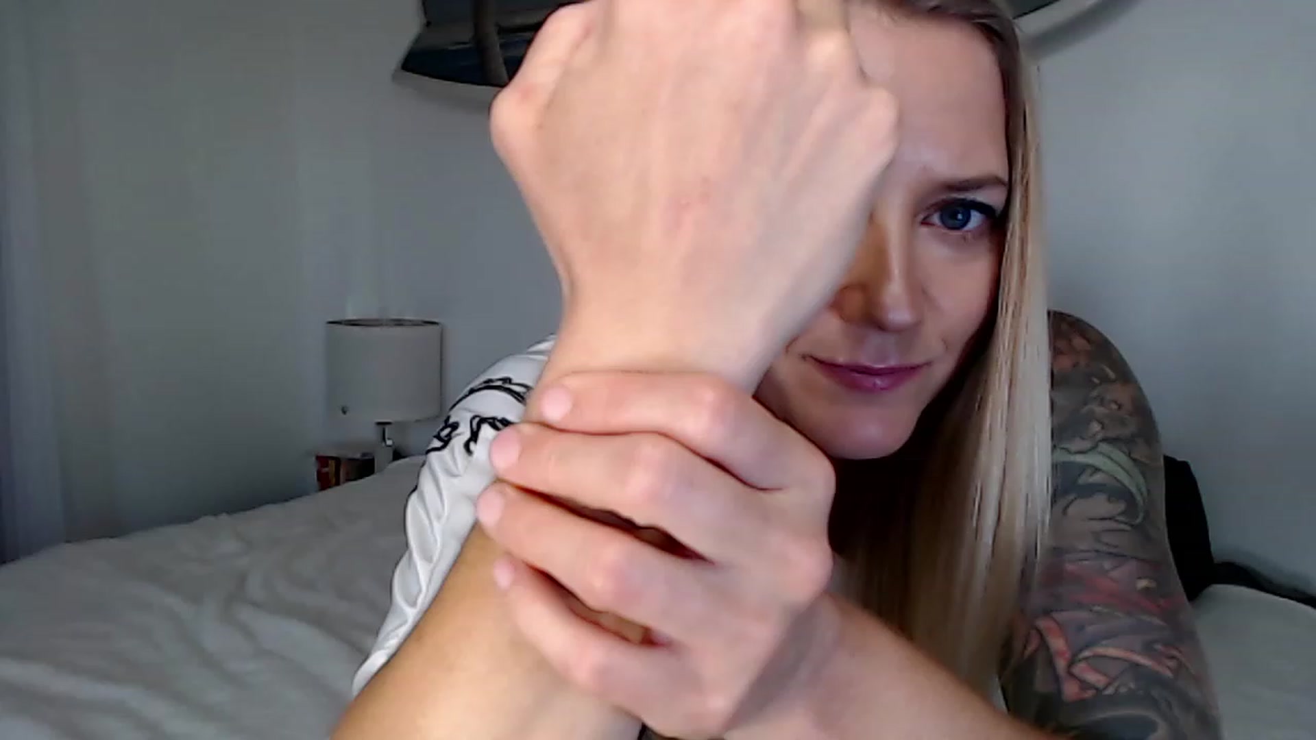 Gallery image thumbnail from Abbie_Hoffman's myfreecams stream on, 07/29/2023, 04:32 image 8 of 20