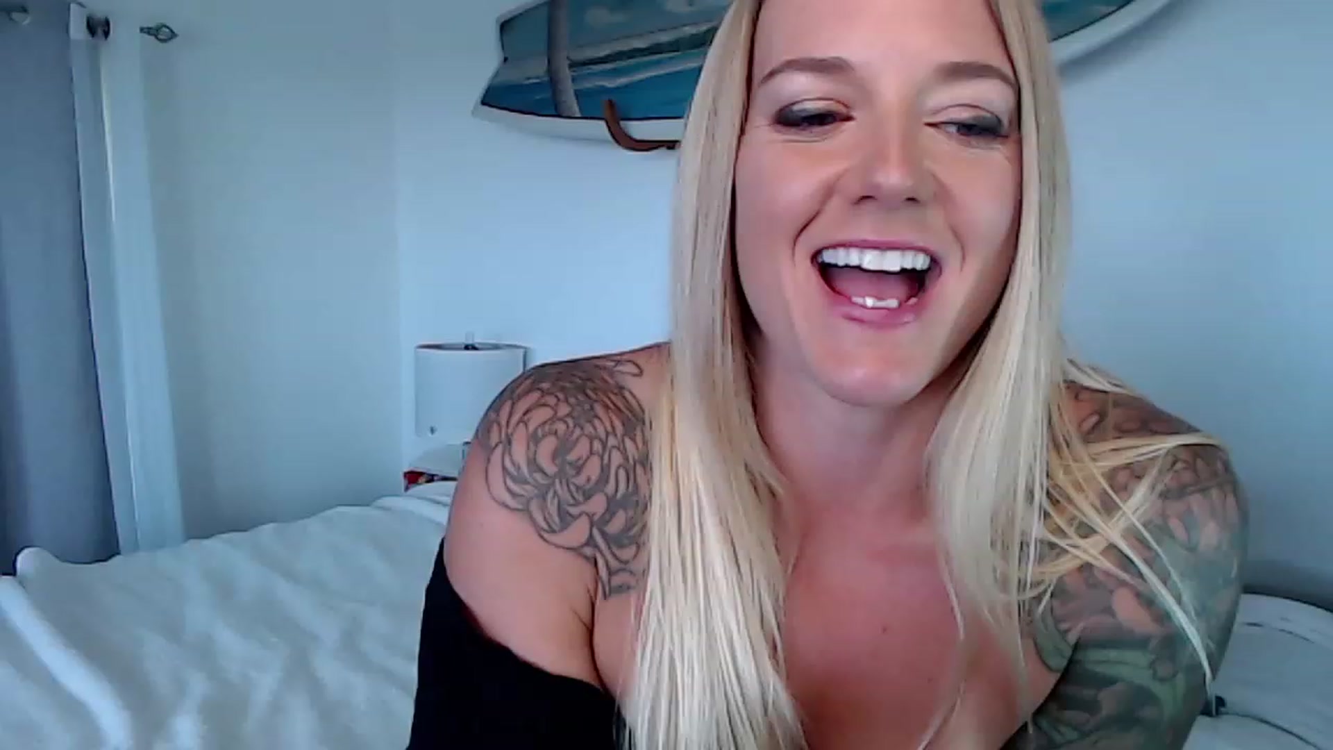Gallery image thumbnail from Abbie_Hoffman's myfreecams stream on, 08/23/2023, 03:23 image 8 of 20