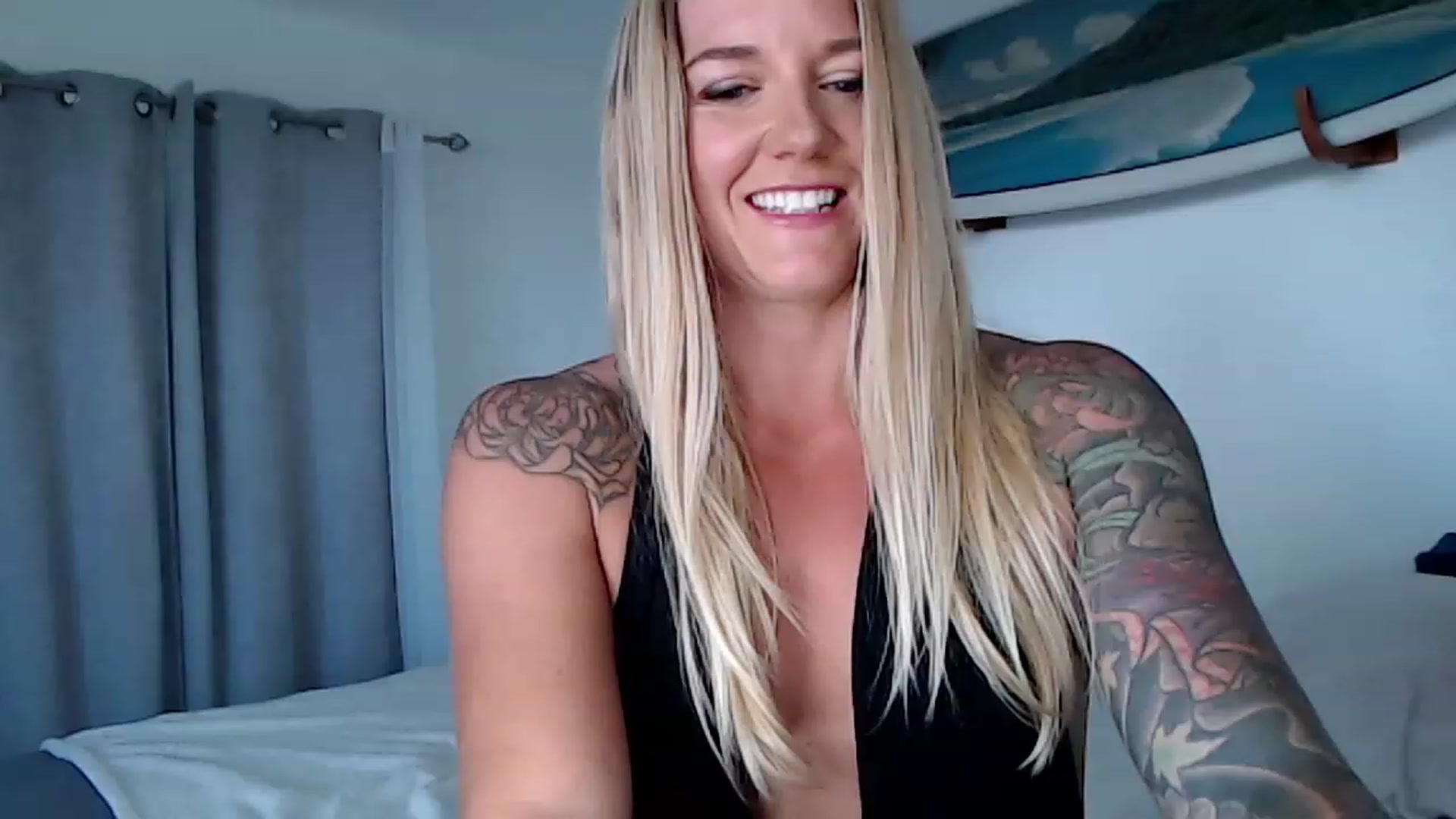 Gallery image thumbnail from Abbie_Hoffman's myfreecams stream on, 09/06/2023, 03:36 image 16 of 20