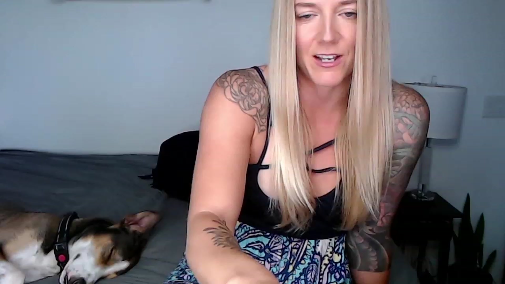 Gallery image thumbnail from Abbie_Hoffman's myfreecams stream on, 09/15/2023, 03:26 image 9 of 20