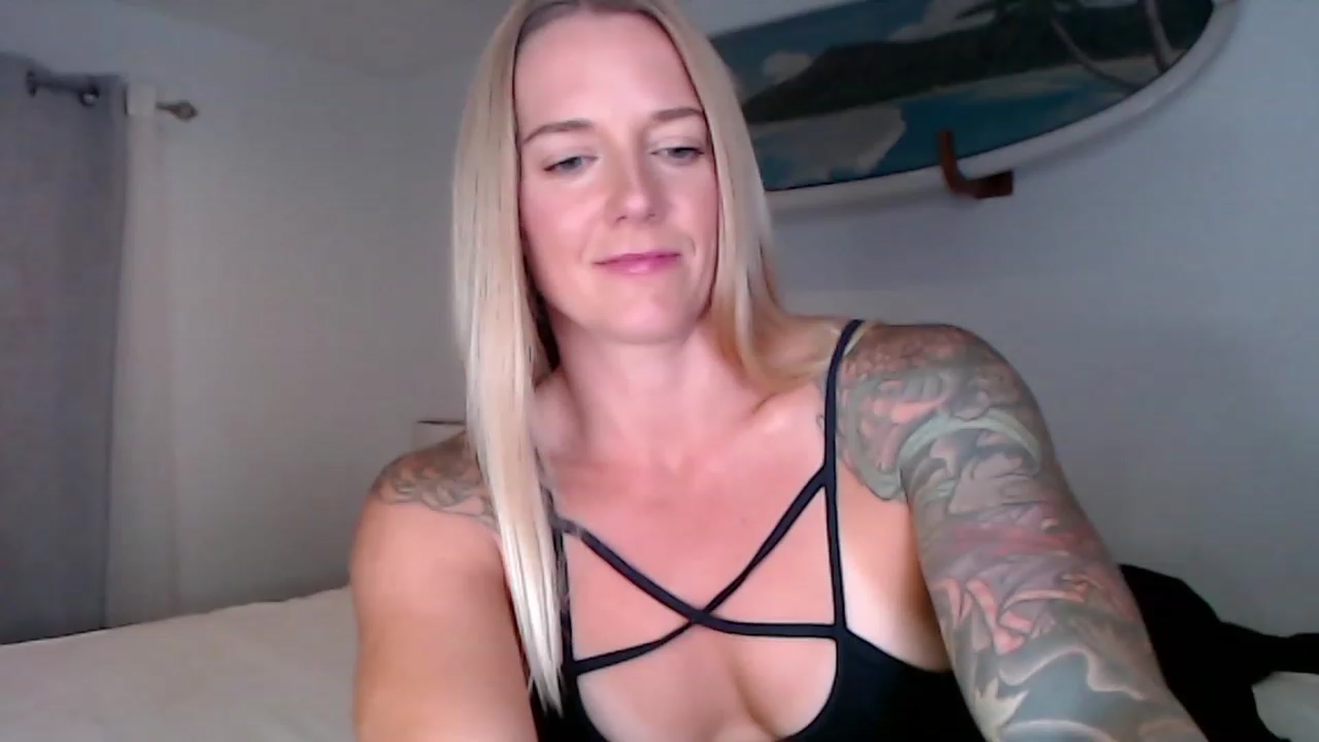 Gallery image thumbnail from Abbie_Hoffman's myfreecams stream on, 09/16/2023, 04:51 image 18 of 20