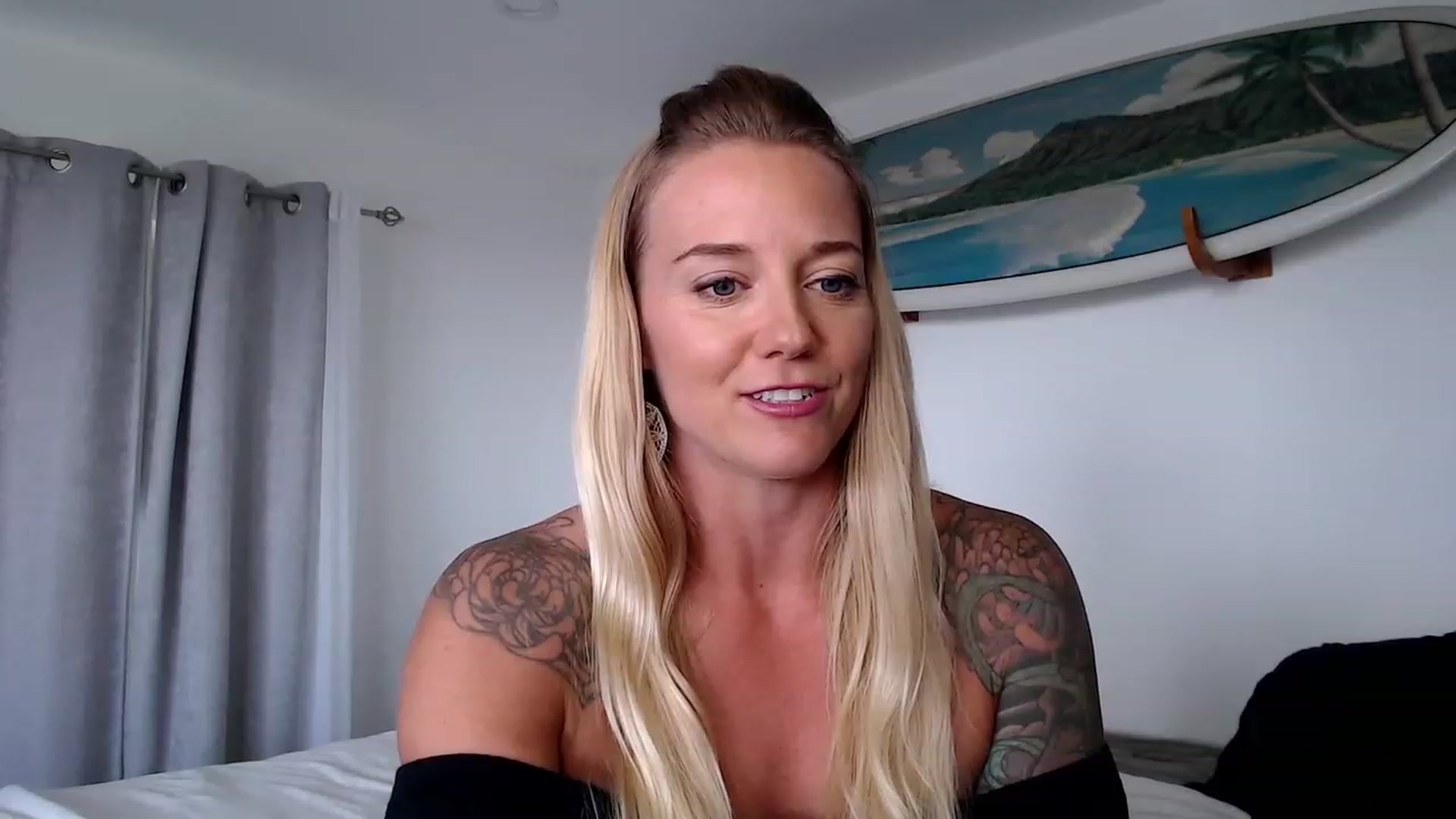 Gallery image thumbnail from Abbie_Hoffman's myfreecams stream on, 09/21/2023, 02:45 image 15 of 20