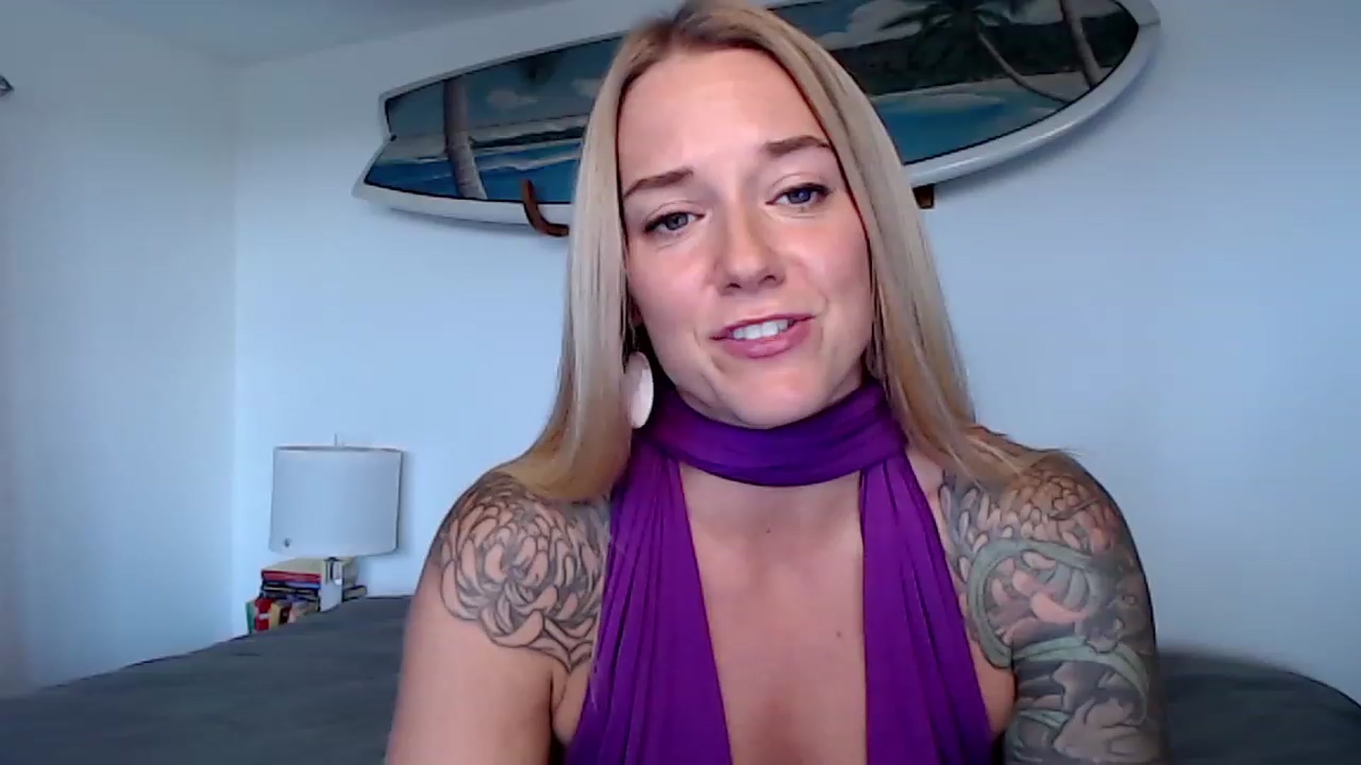 Gallery image thumbnail from Abbie_Hoffman's myfreecams stream on, 09/26/2023, 01:56 image 16 of 20