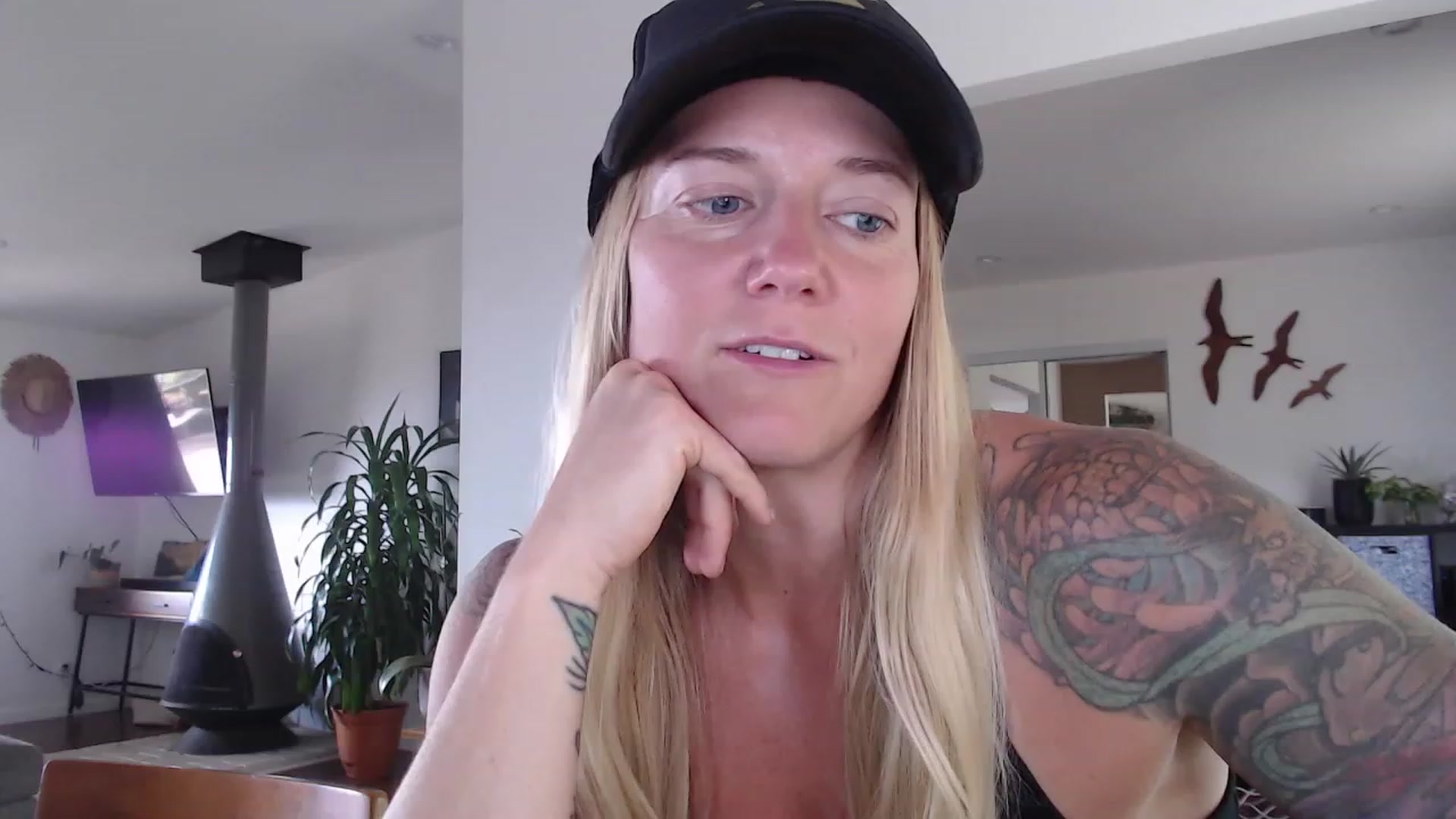 Gallery image thumbnail from Abbie_Hoffman's myfreecams stream on, 10/08/2023, 23:38 image 13 of 20