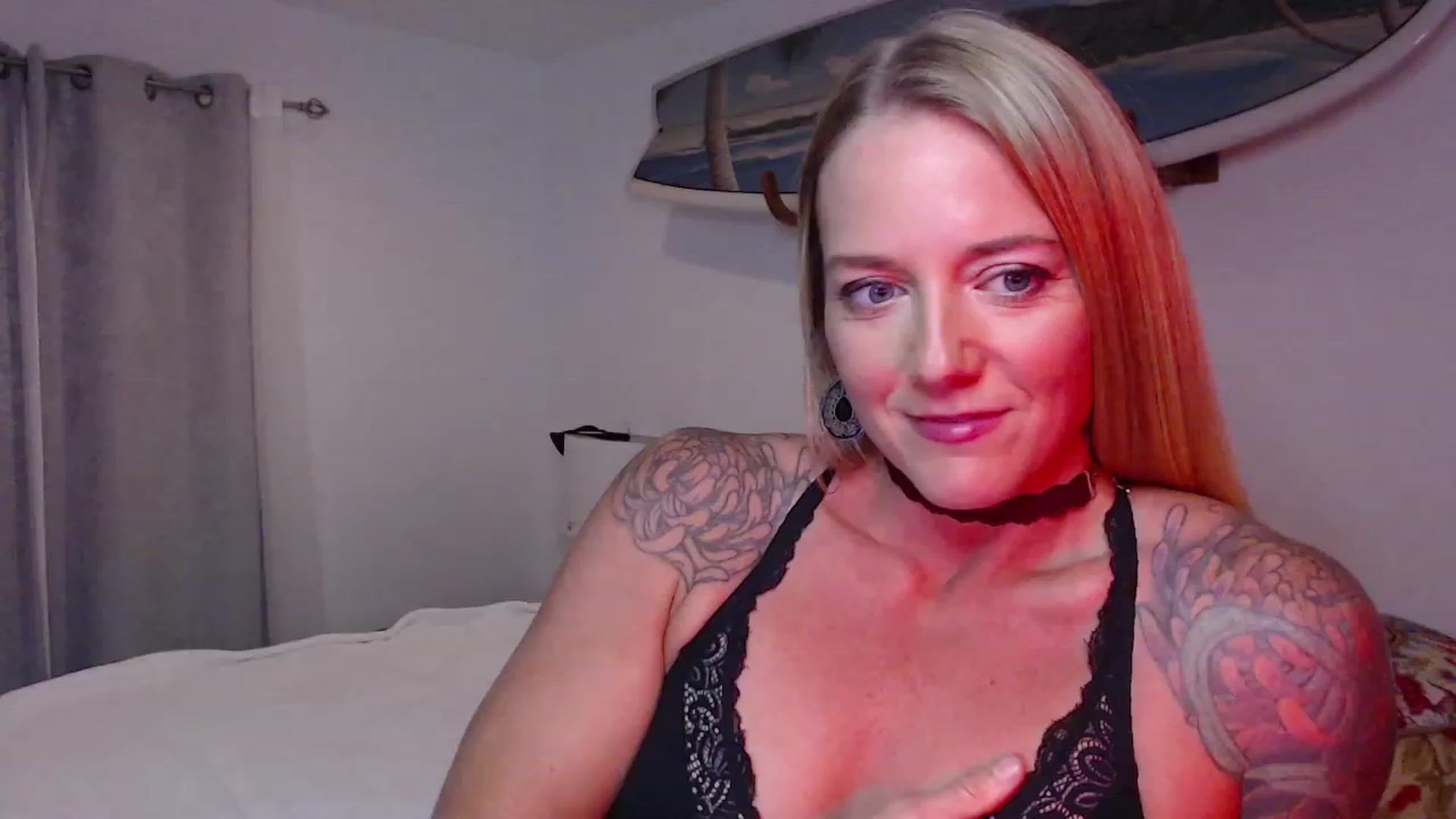 Gallery image thumbnail from Abbie_Hoffman's myfreecams stream on, 10/11/2023, 06:10 image 8 of 20