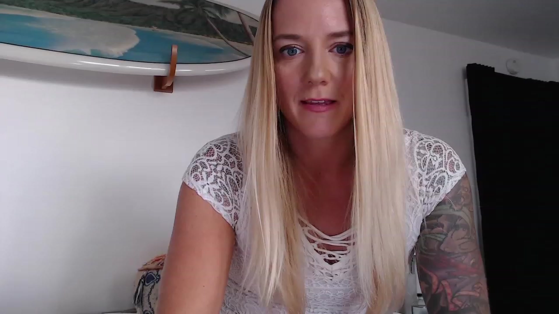 Gallery image thumbnail from Abbie_Hoffman's myfreecams stream on, 10/12/2023, 02:55 image 10 of 20