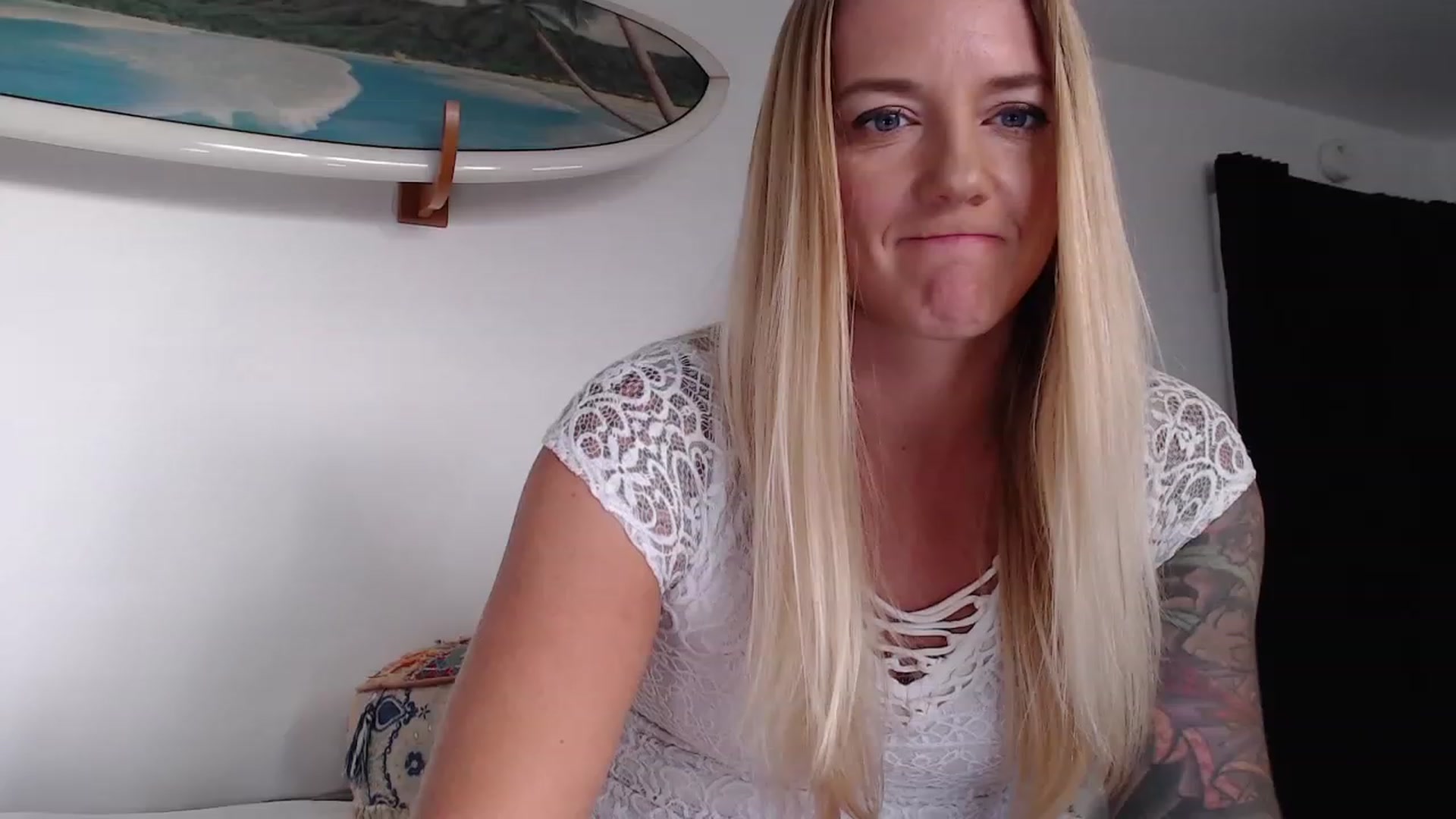 Gallery image thumbnail from Abbie_Hoffman's myfreecams stream on, 10/12/2023, 02:55 image 17 of 20