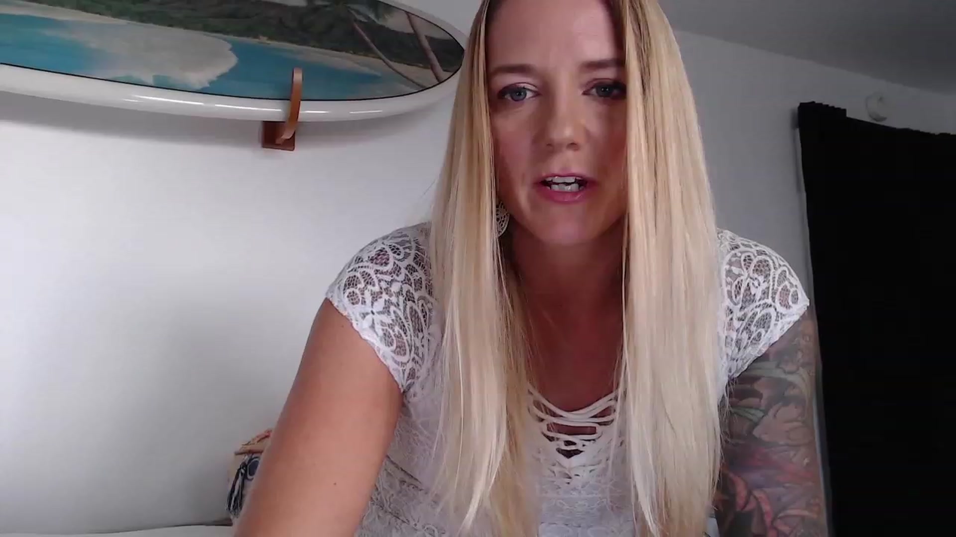Gallery image thumbnail from Abbie_Hoffman's myfreecams stream on, 10/12/2023, 02:55 image 16 of 20