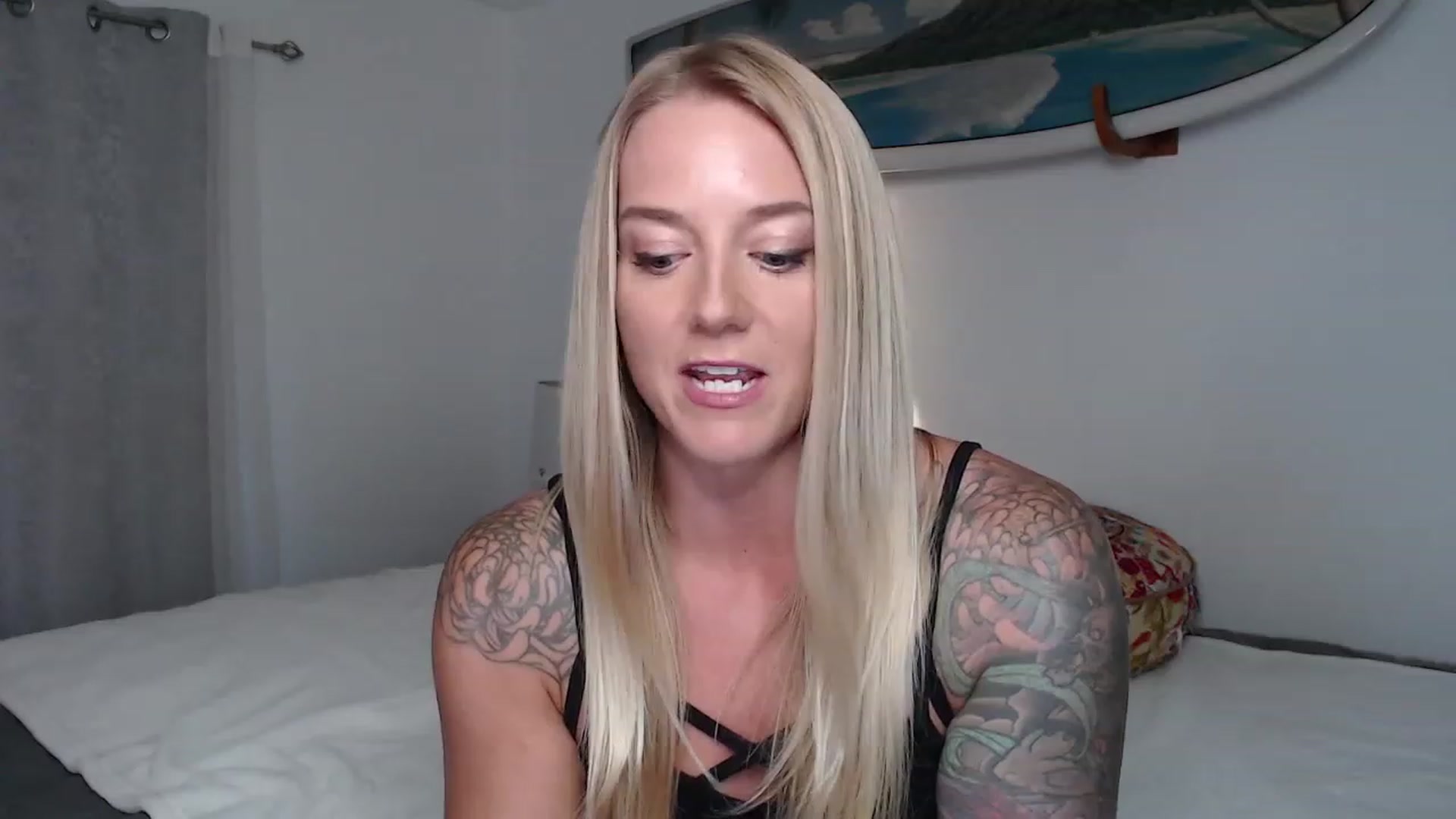 Gallery image thumbnail from Abbie_Hoffman's myfreecams stream on, 10/15/2023, 04:37 image 6 of 20