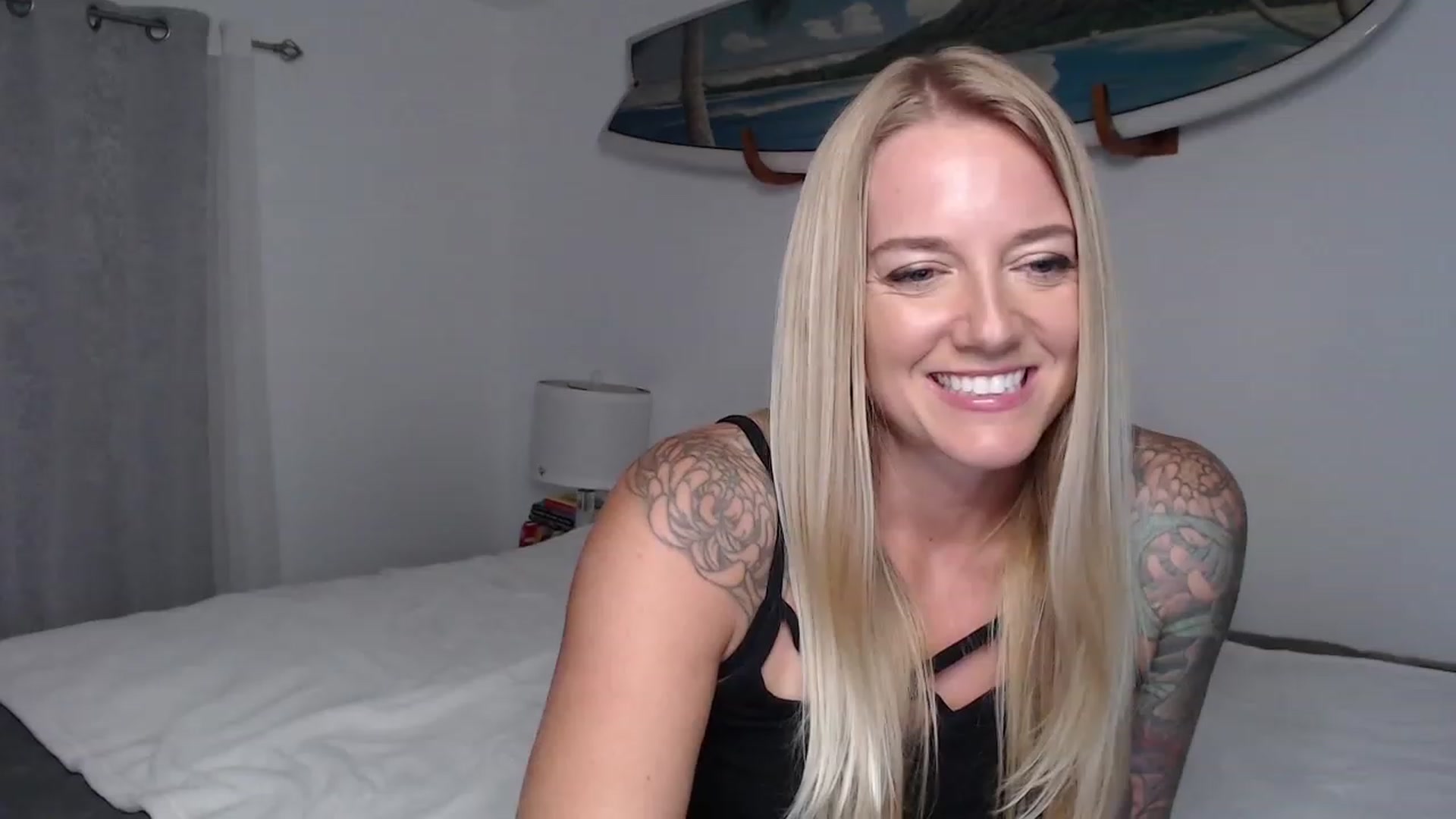 Gallery image thumbnail from Abbie_Hoffman's myfreecams stream on, 10/15/2023, 04:37 image 8 of 20