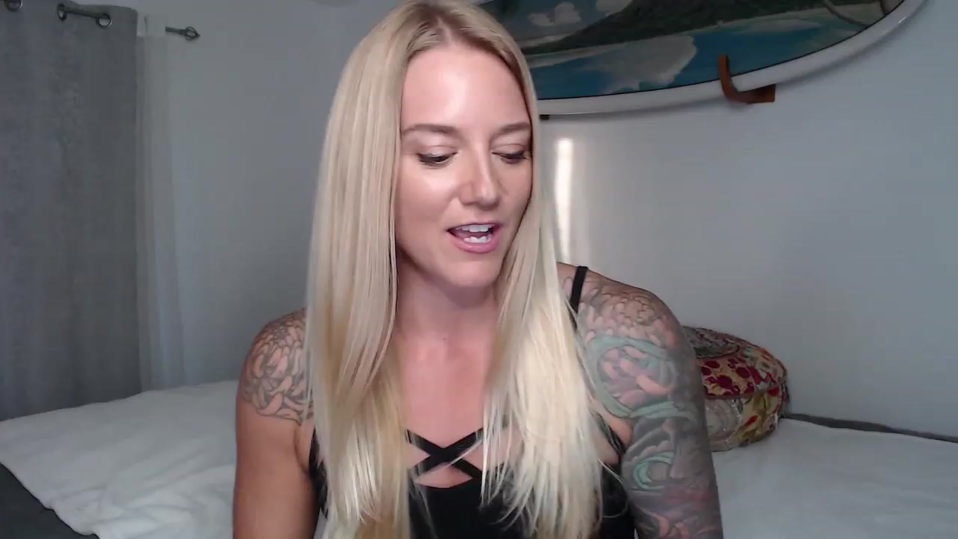Gallery image thumbnail from Abbie_Hoffman's myfreecams stream on, 10/15/2023, 04:37 image 5 of 20