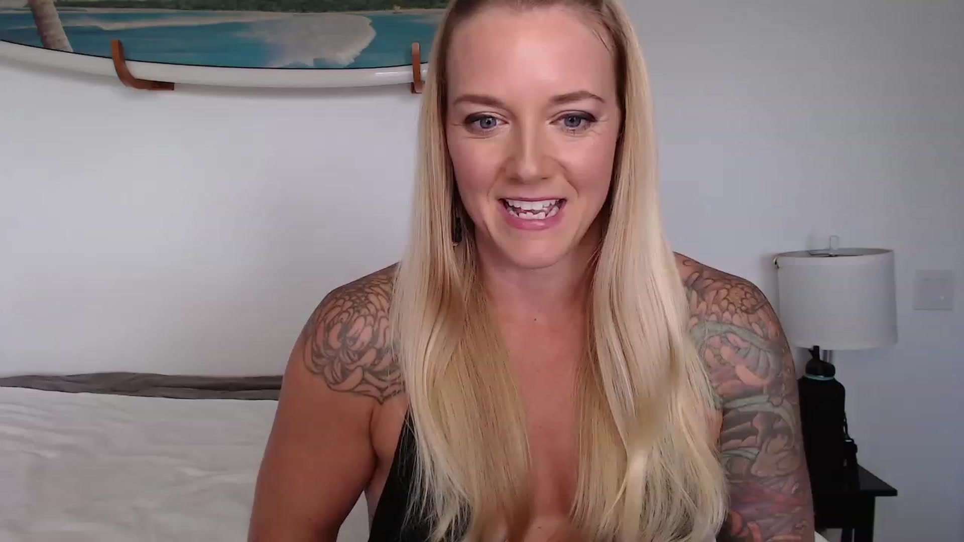 Gallery image thumbnail from Abbie_Hoffman's myfreecams stream on, 11/16/2023, 01:37 image 15 of 20